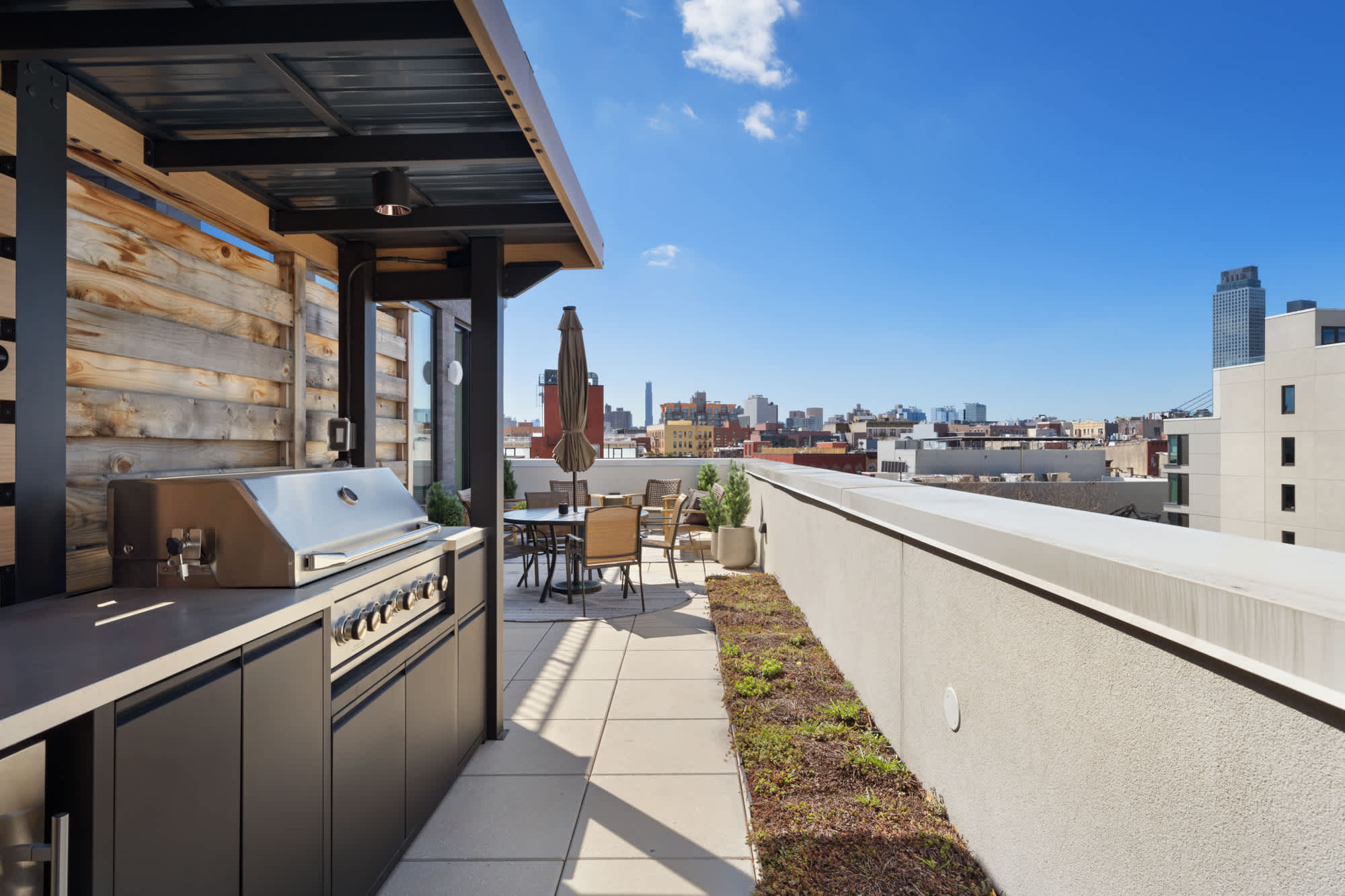 The Nest | Williamsburg | Luxe Penthouse w/ Private Roof Deck & City Views photo 37