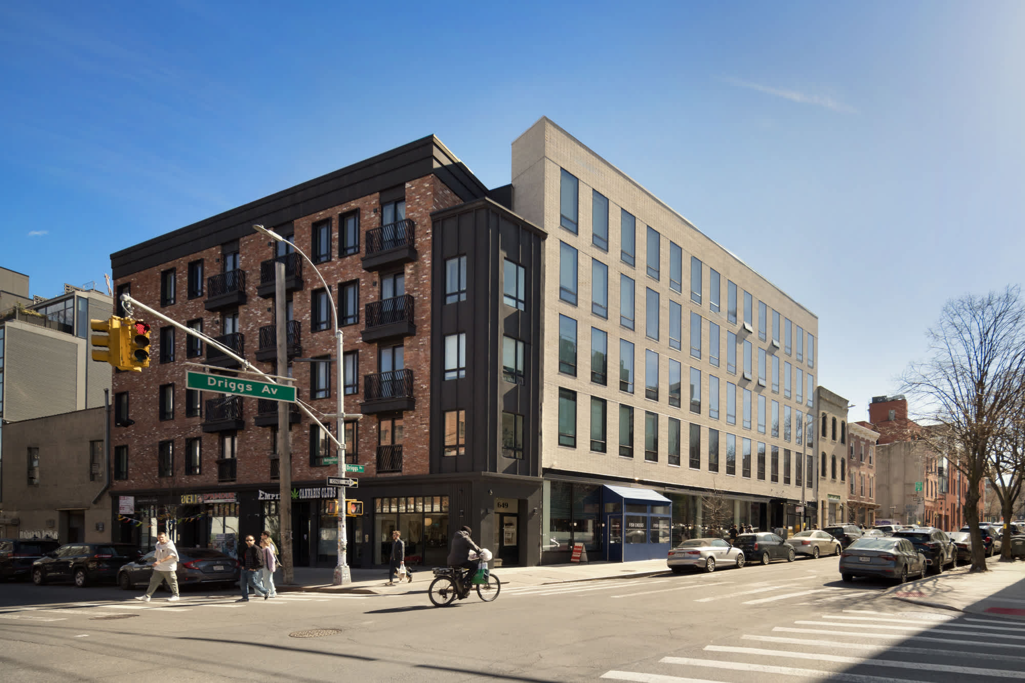 The Nest | Williamsburg | Luxe Penthouse w/ Private Roof Deck & City Views photo 41