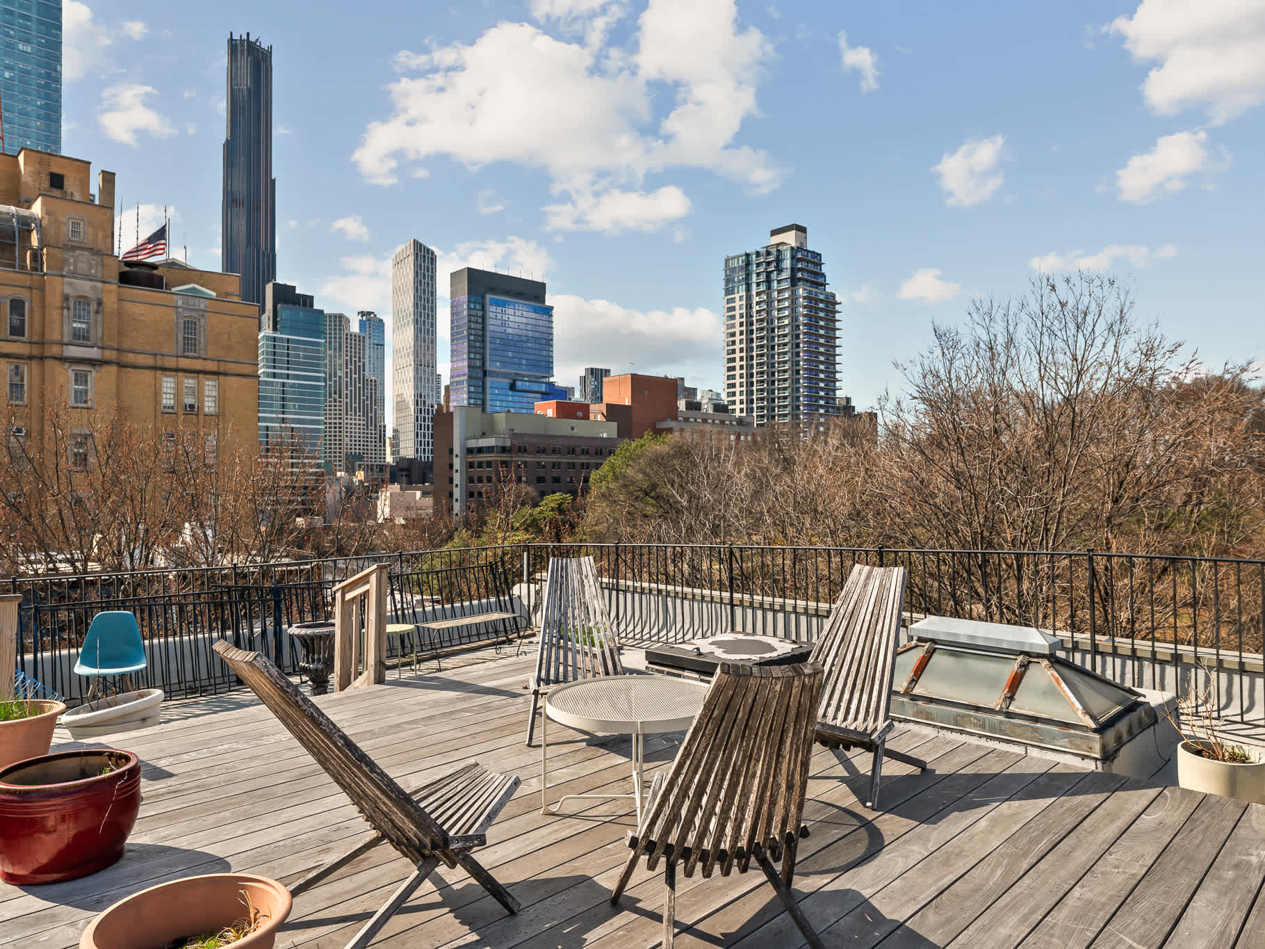 Parkline Terrace | Fort Greene | Designer Apartment with Rooftop photo 2