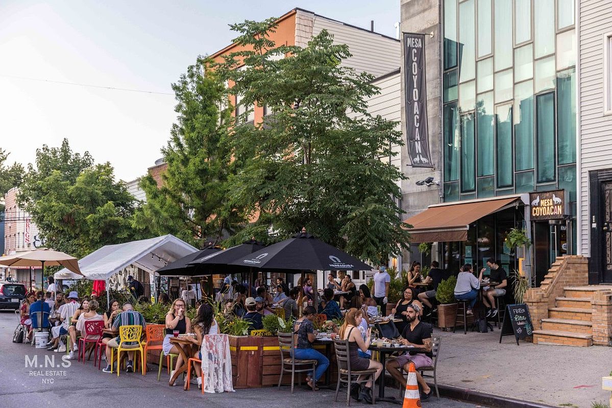 Metropolitan Suite | Williamsburg | Penthouse w/ Private Balcony & Gym photo 19