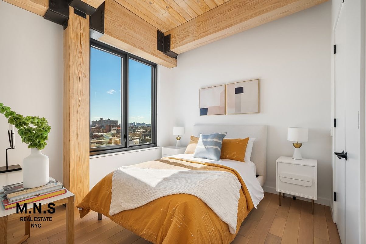 Metropolitan Suite | Williamsburg | Penthouse w/ Private Balcony & Gym photo 7