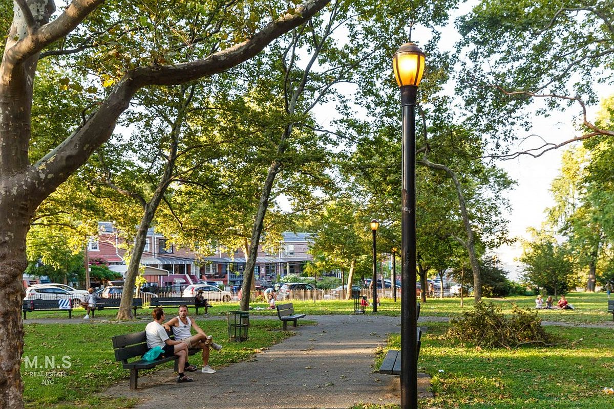 Metropolitan Suite | Williamsburg | Penthouse w/ Private Balcony & Gym photo 18