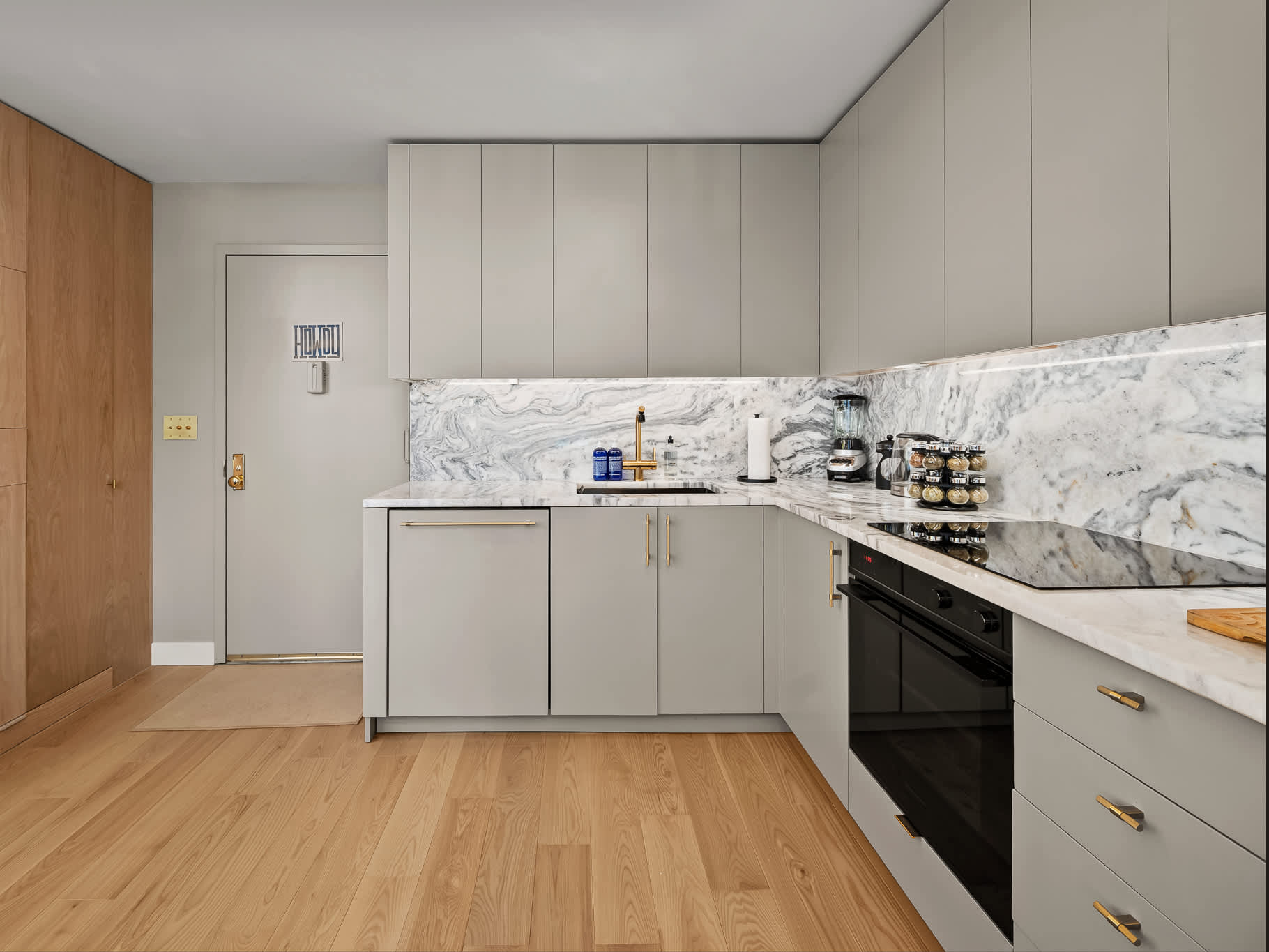 Rutgers Place | Two Bridges | Chic Studio Condo photo 6