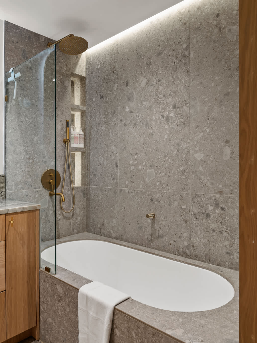 Rutgers Place | Two Bridges | Chic Studio Condo photo 24