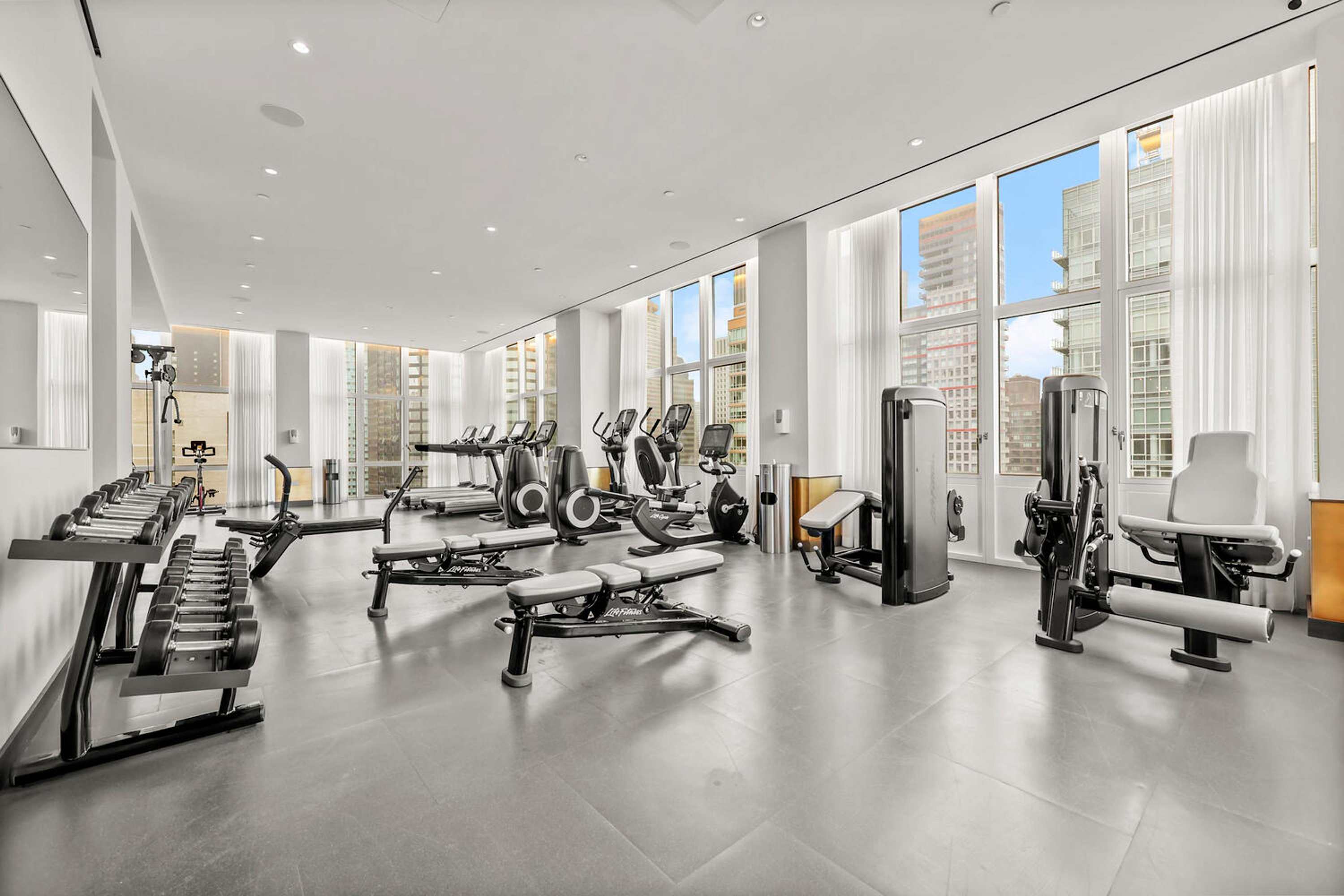 East Atelier | Turtle Bay | Upscale Loft with Private Terrace photo 30