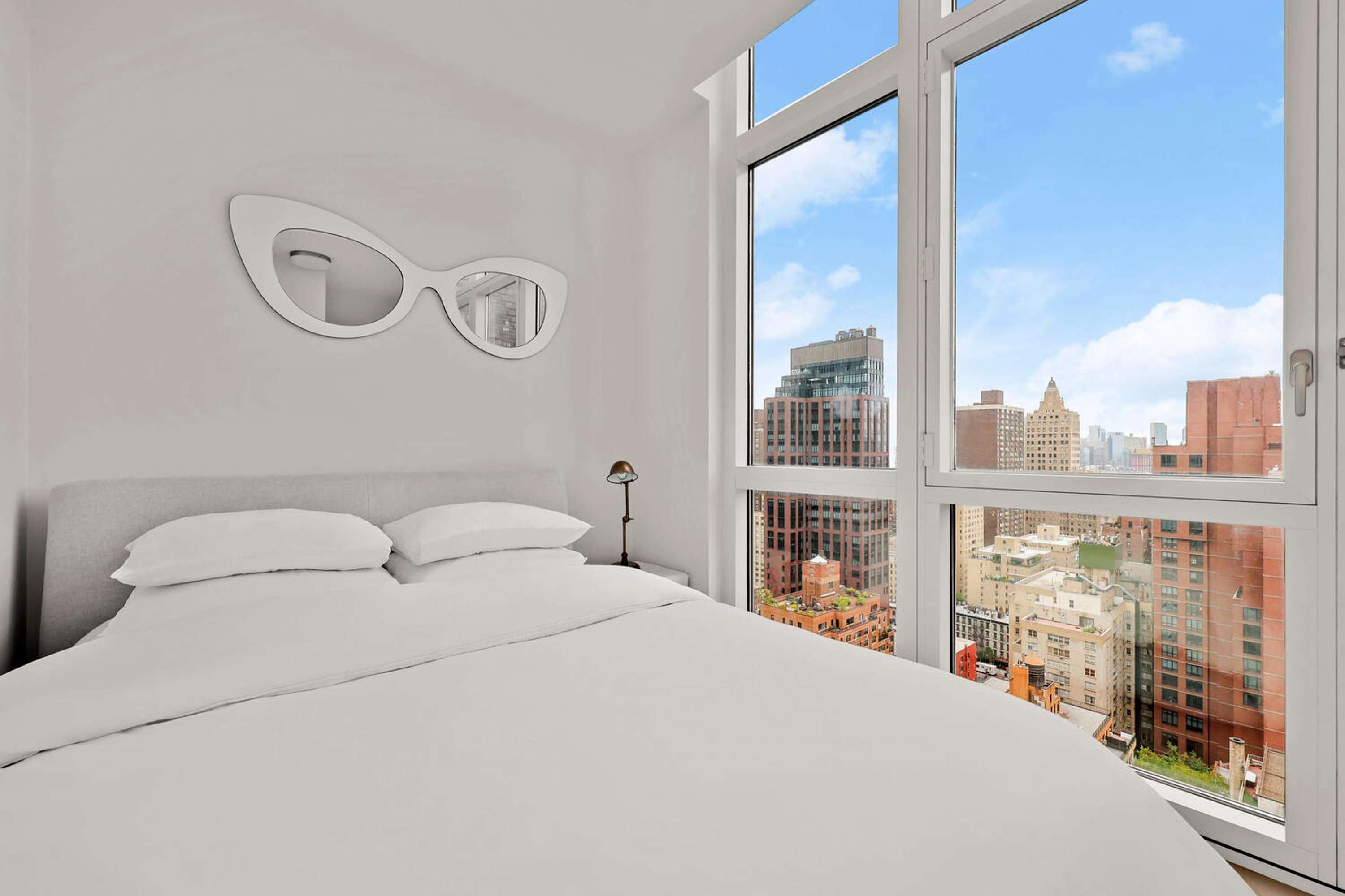 East Atelier | Turtle Bay | Upscale Loft with Private Terrace photo 21