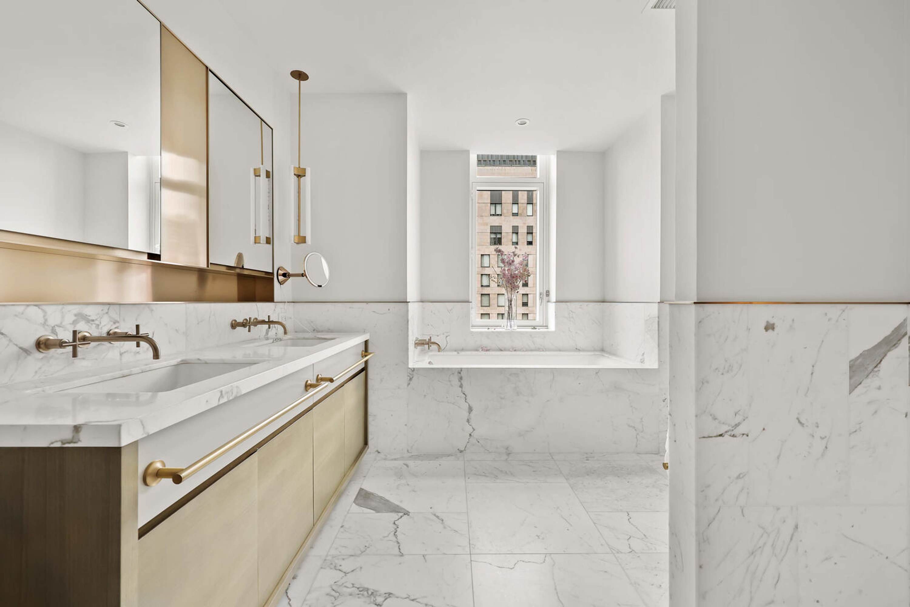 East Atelier | Turtle Bay | Upscale Loft with Private Terrace photo 23