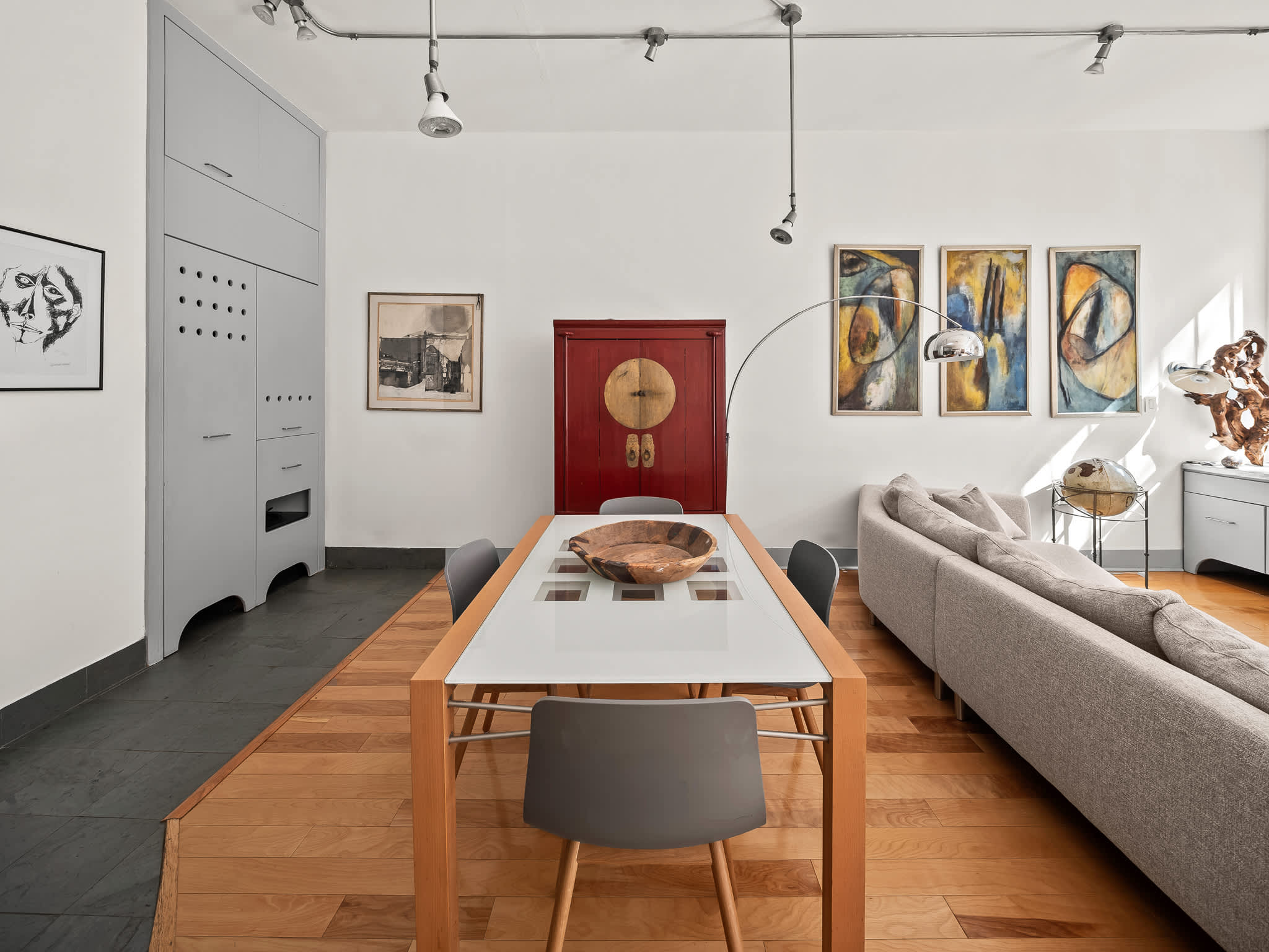 Winfield House | Hell's Kitchen | Brownstone Duplex with Garden photo 8