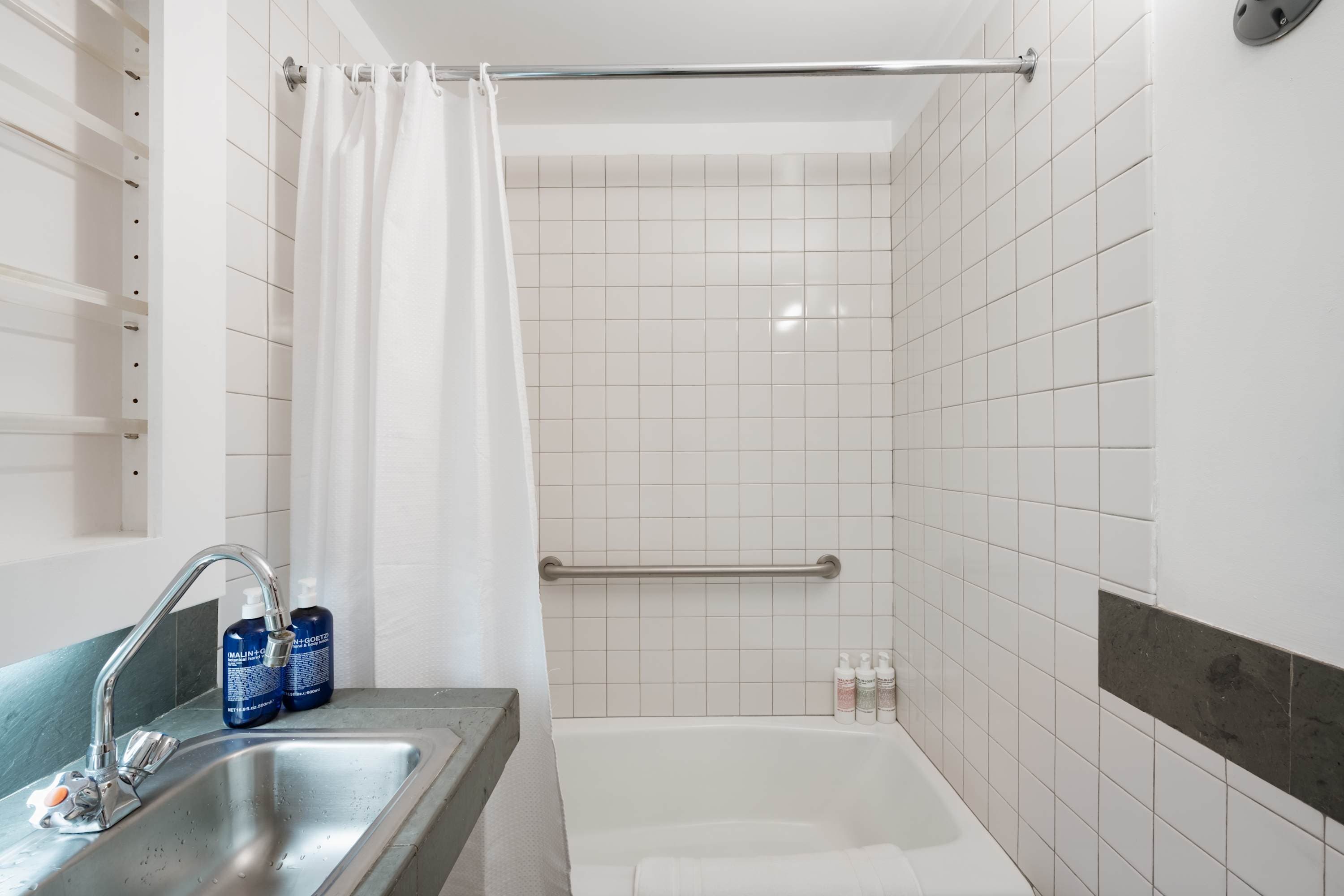 Winfield House | Hell's Kitchen | Brownstone Duplex with Garden photo 31