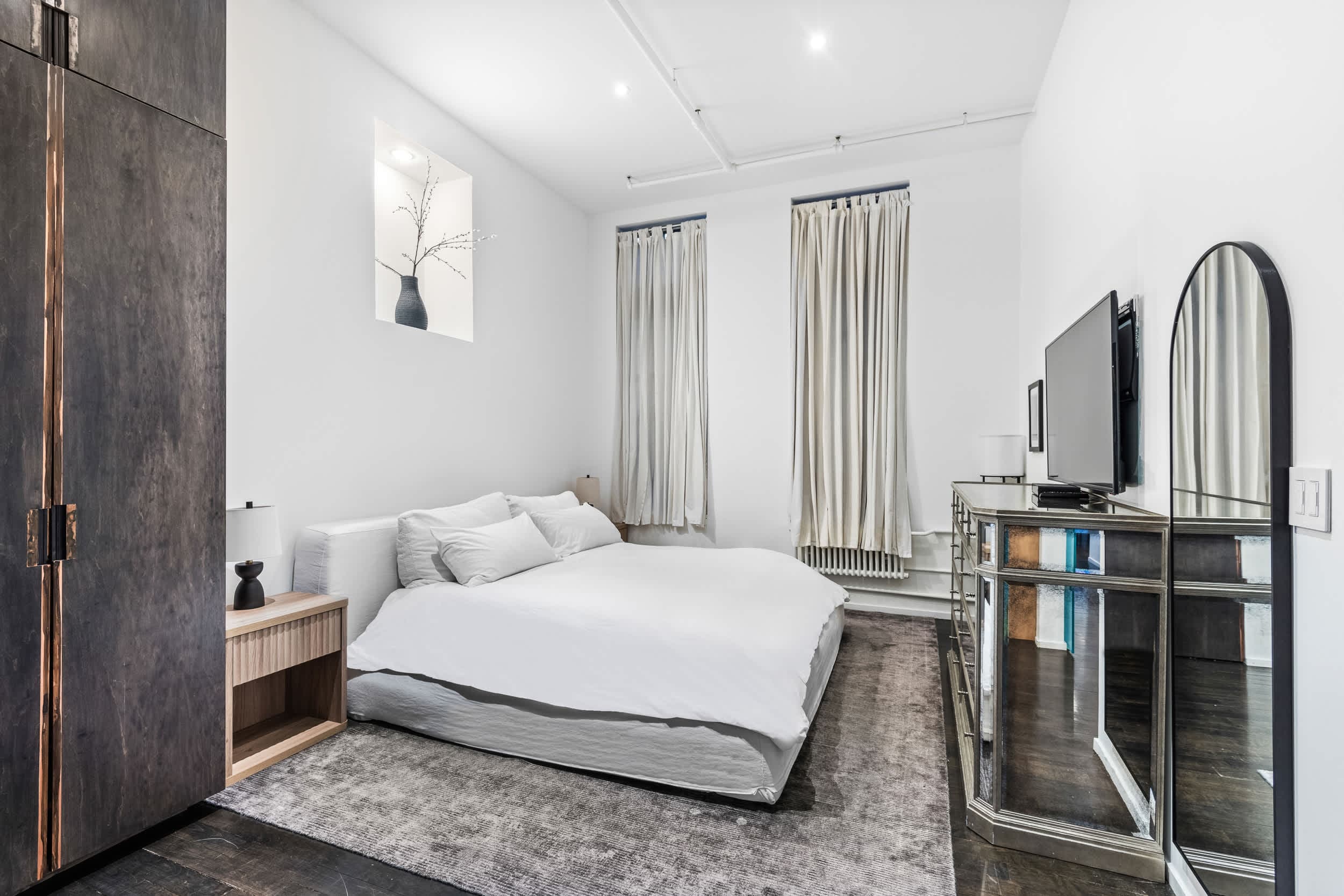 Flatiron Atelier | Designer Home photo 4