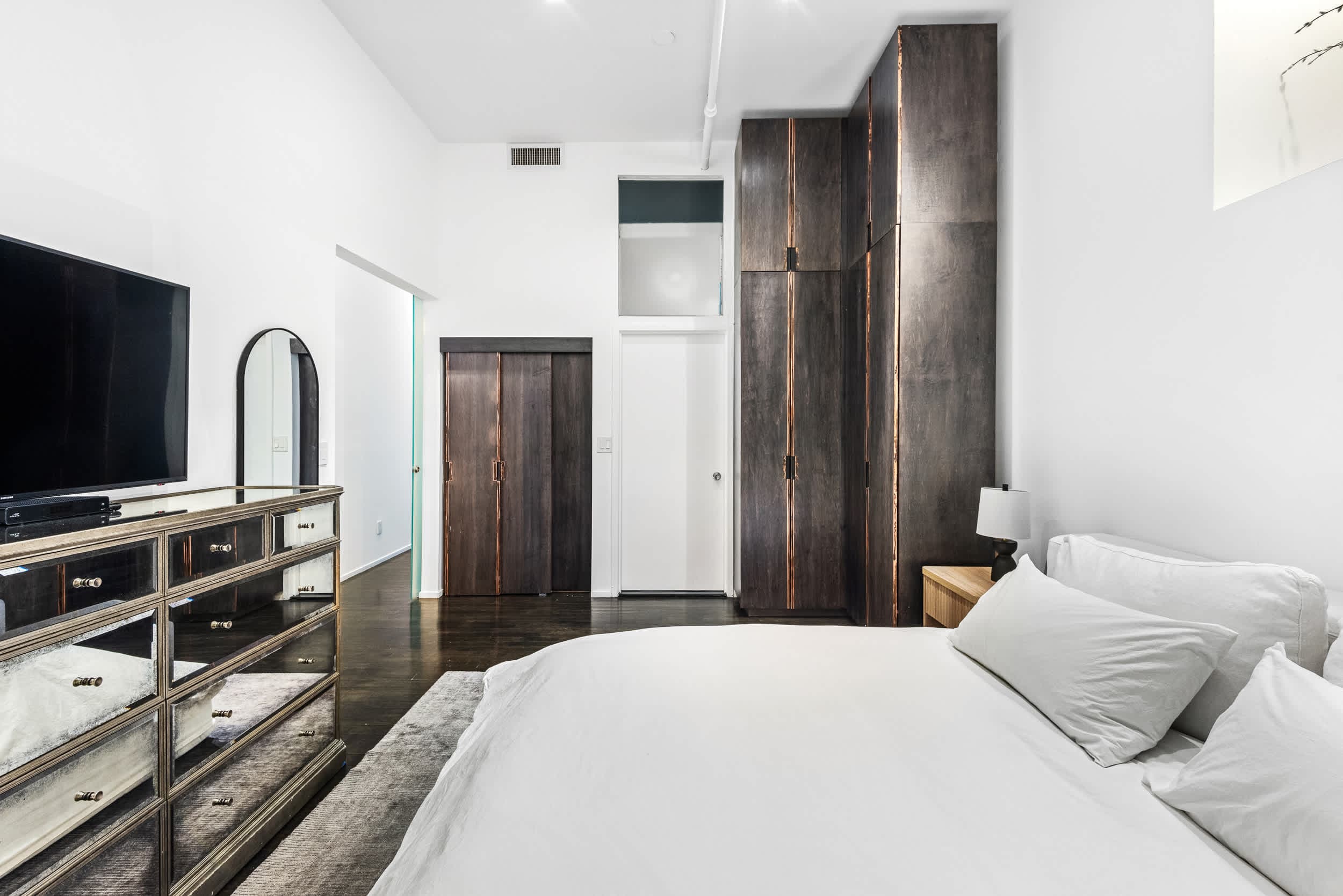 Flatiron Atelier | Designer Home photo 20