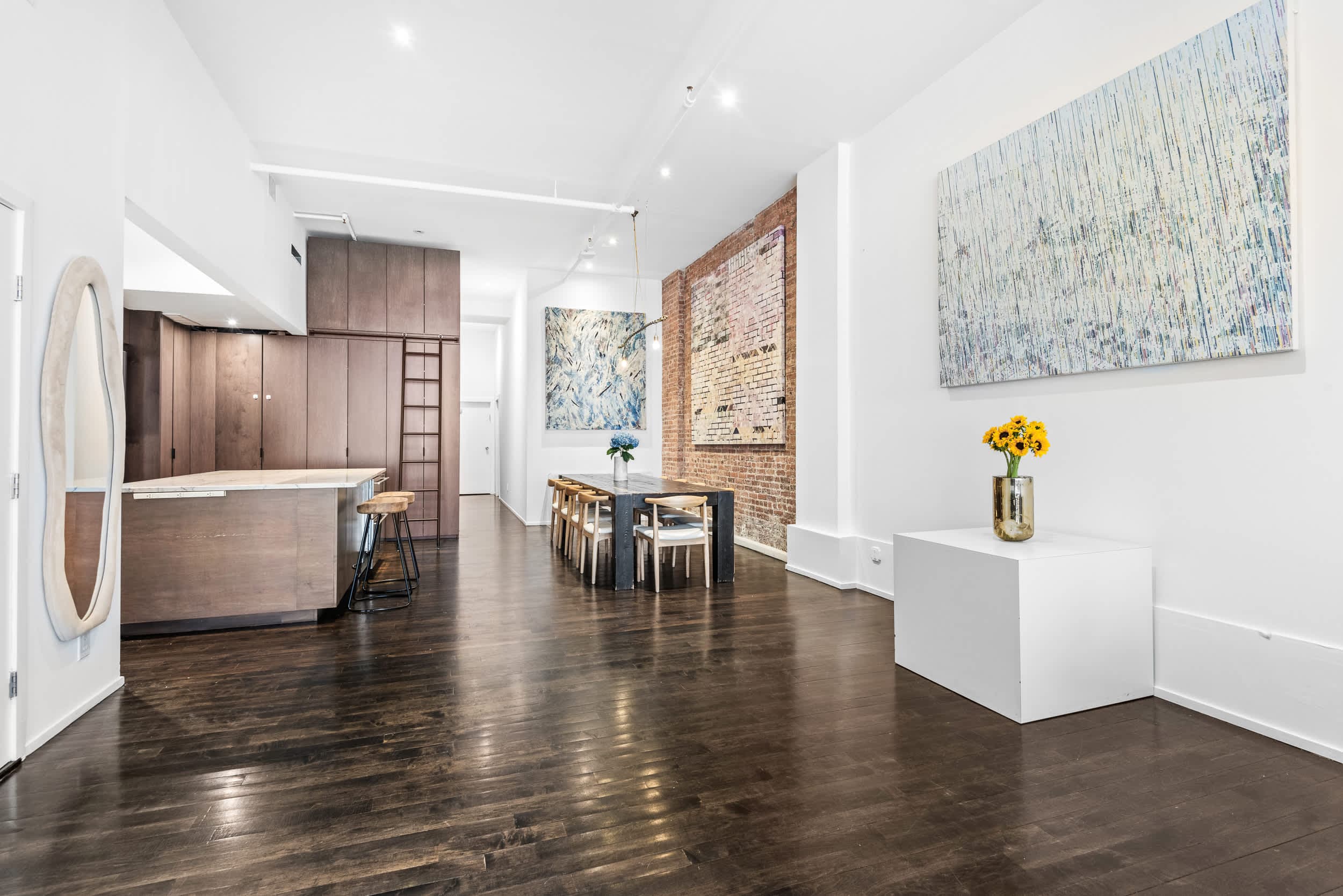 Flatiron Atelier | Designer Home photo 10