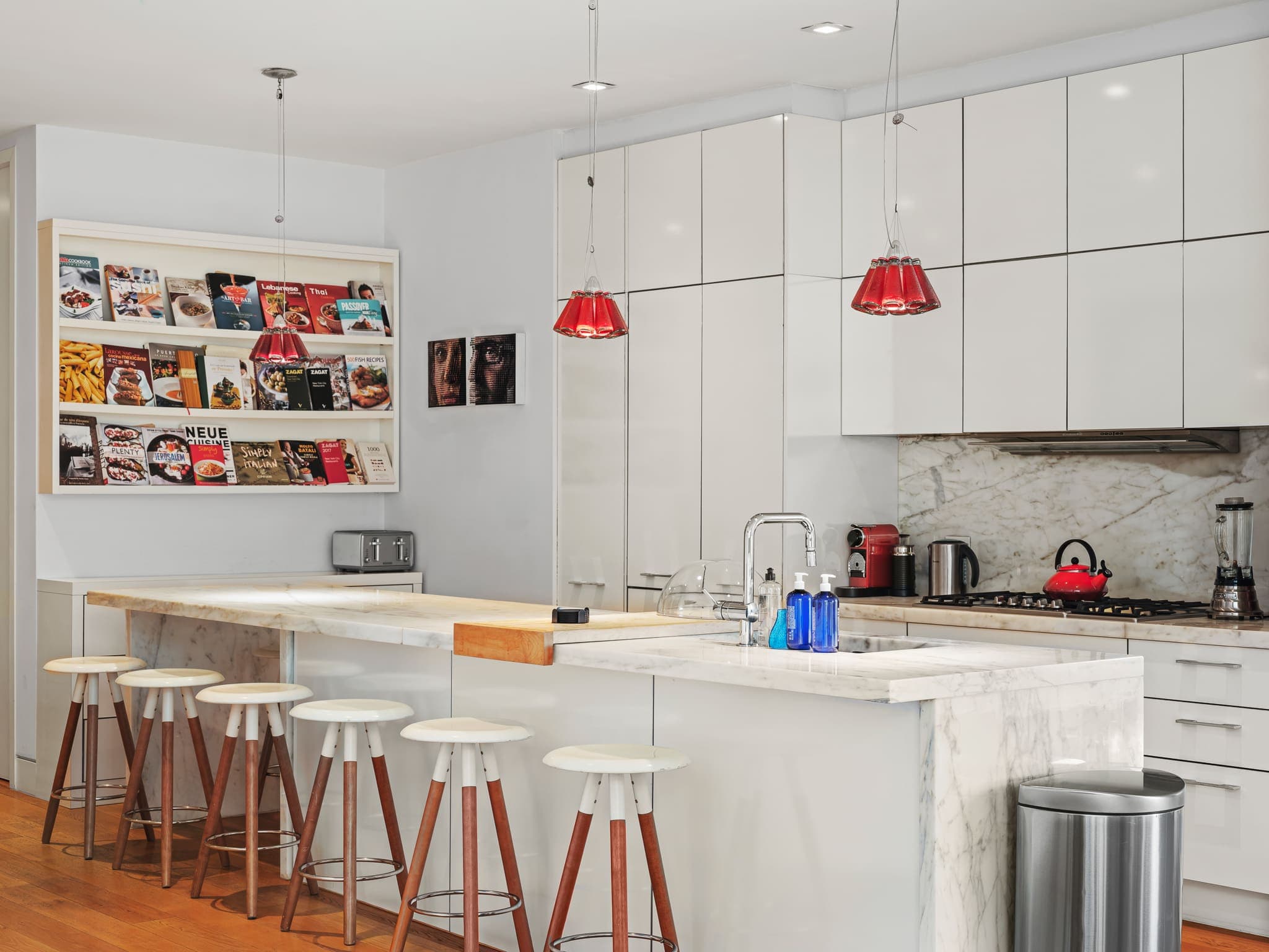 Washington Loft | Tribeca | Designer Loft with Private Balcony photo 3