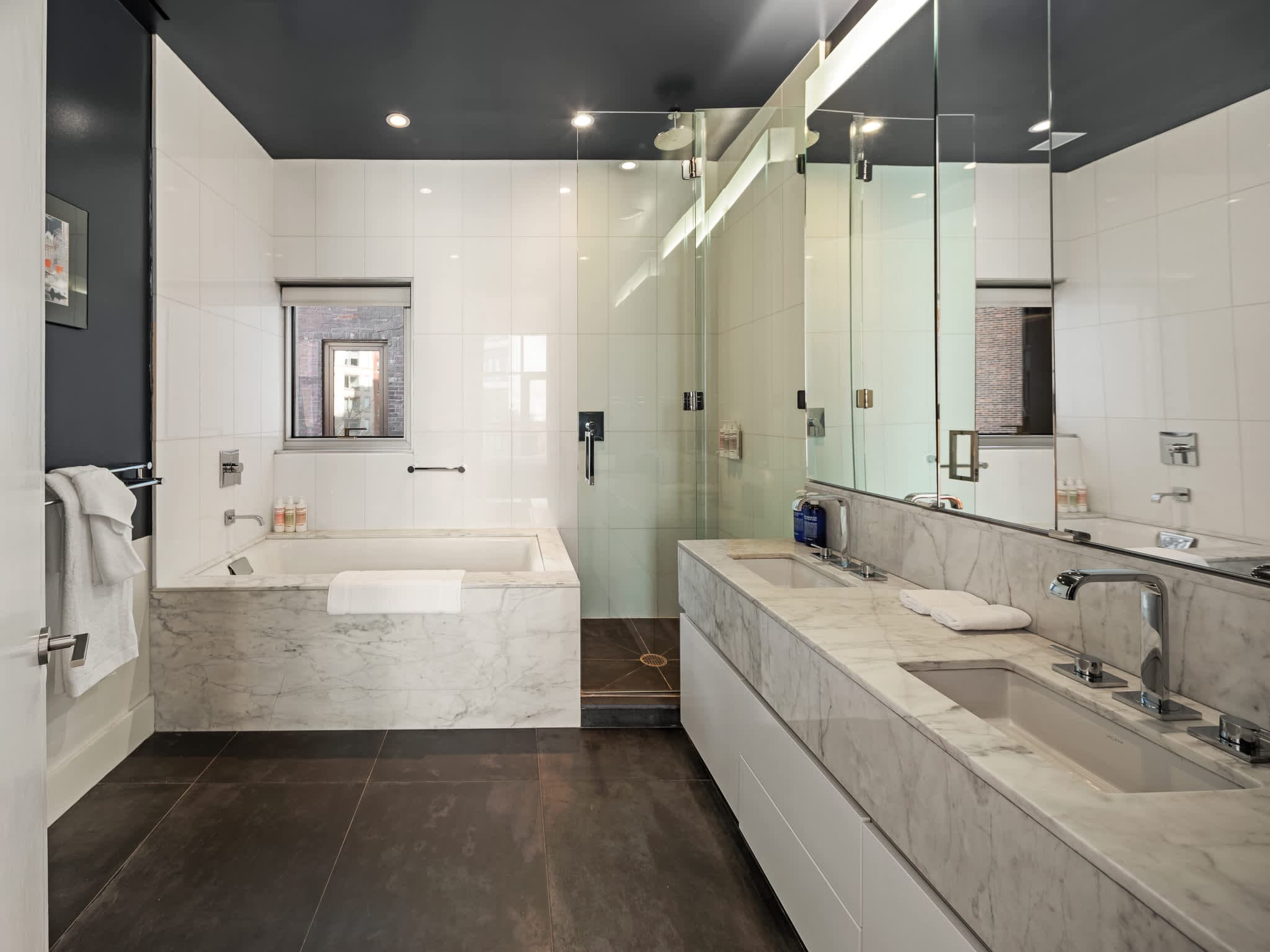 Washington Loft | Tribeca | Designer Loft with Private Balcony photo 5