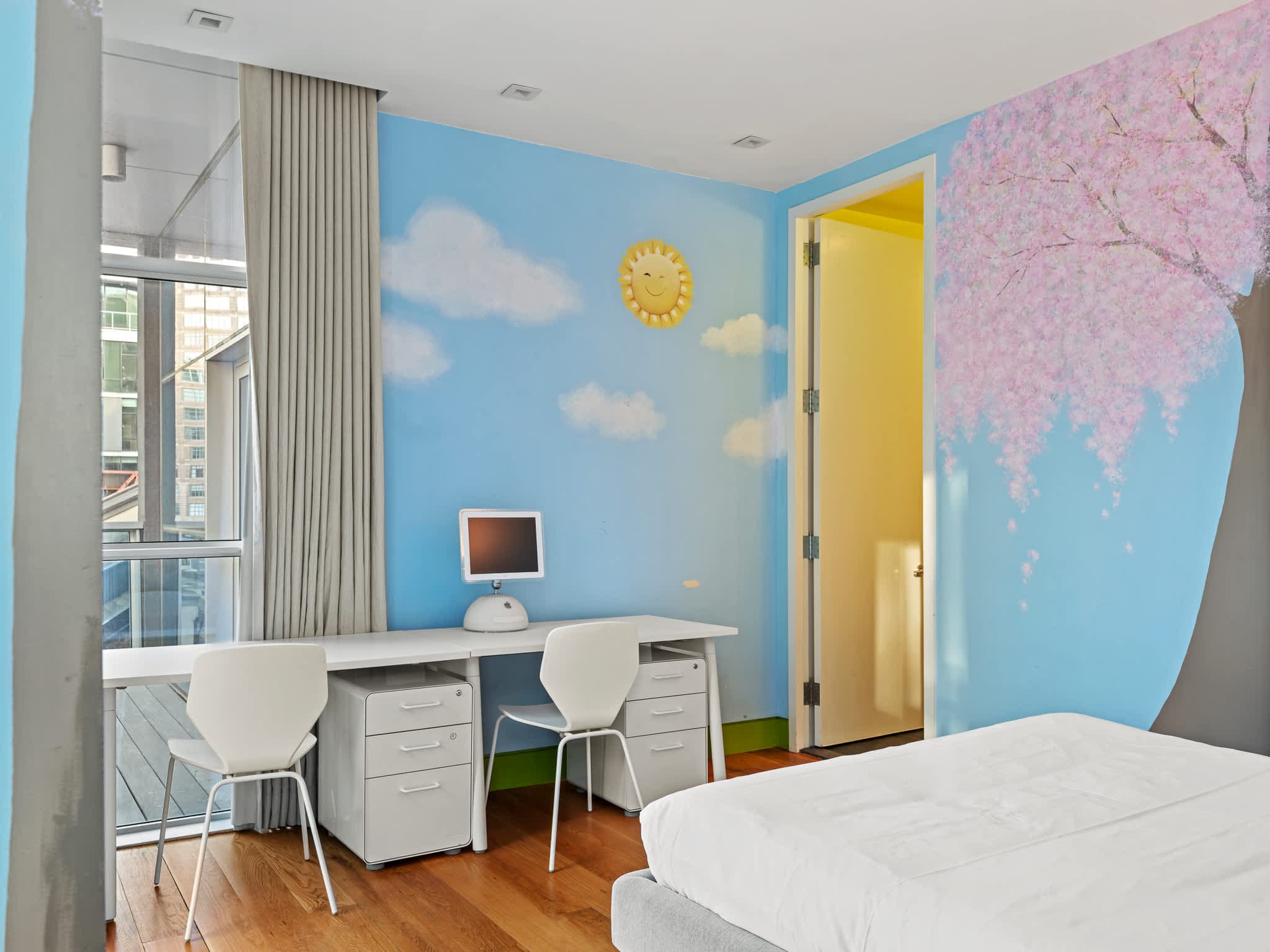Washington Loft | Tribeca | Designer Loft with Private Balcony photo 29