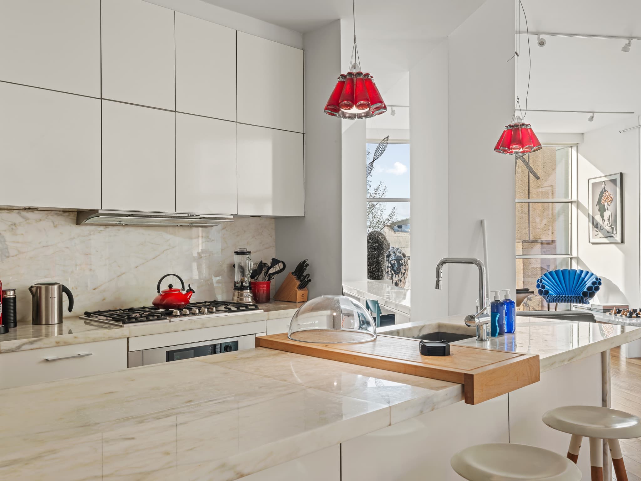 Washington Loft | Tribeca | Designer Loft with Private Balcony photo 16
