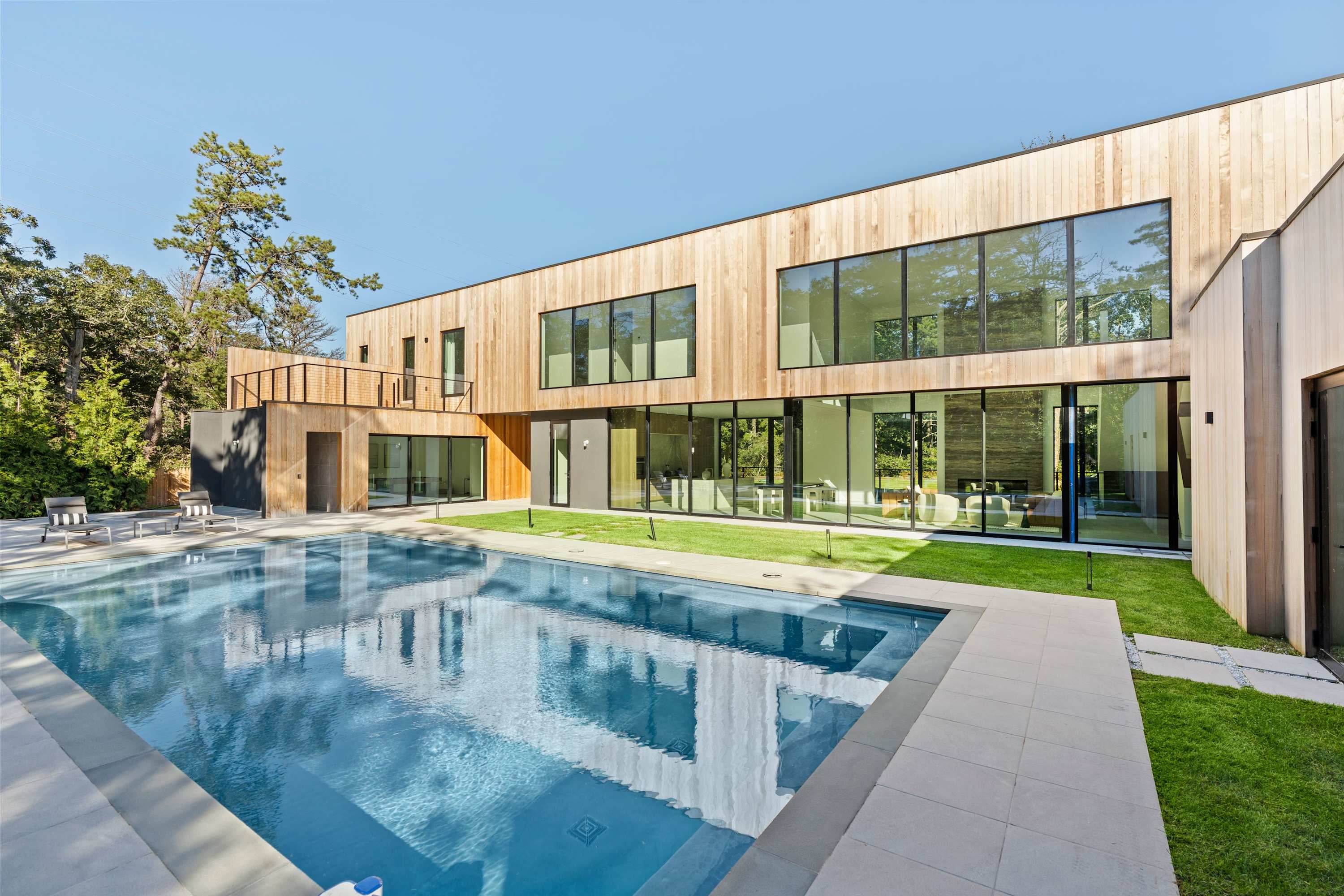 Blue Jay Villa | East Hampton | Home with Heated Pool photo 44
