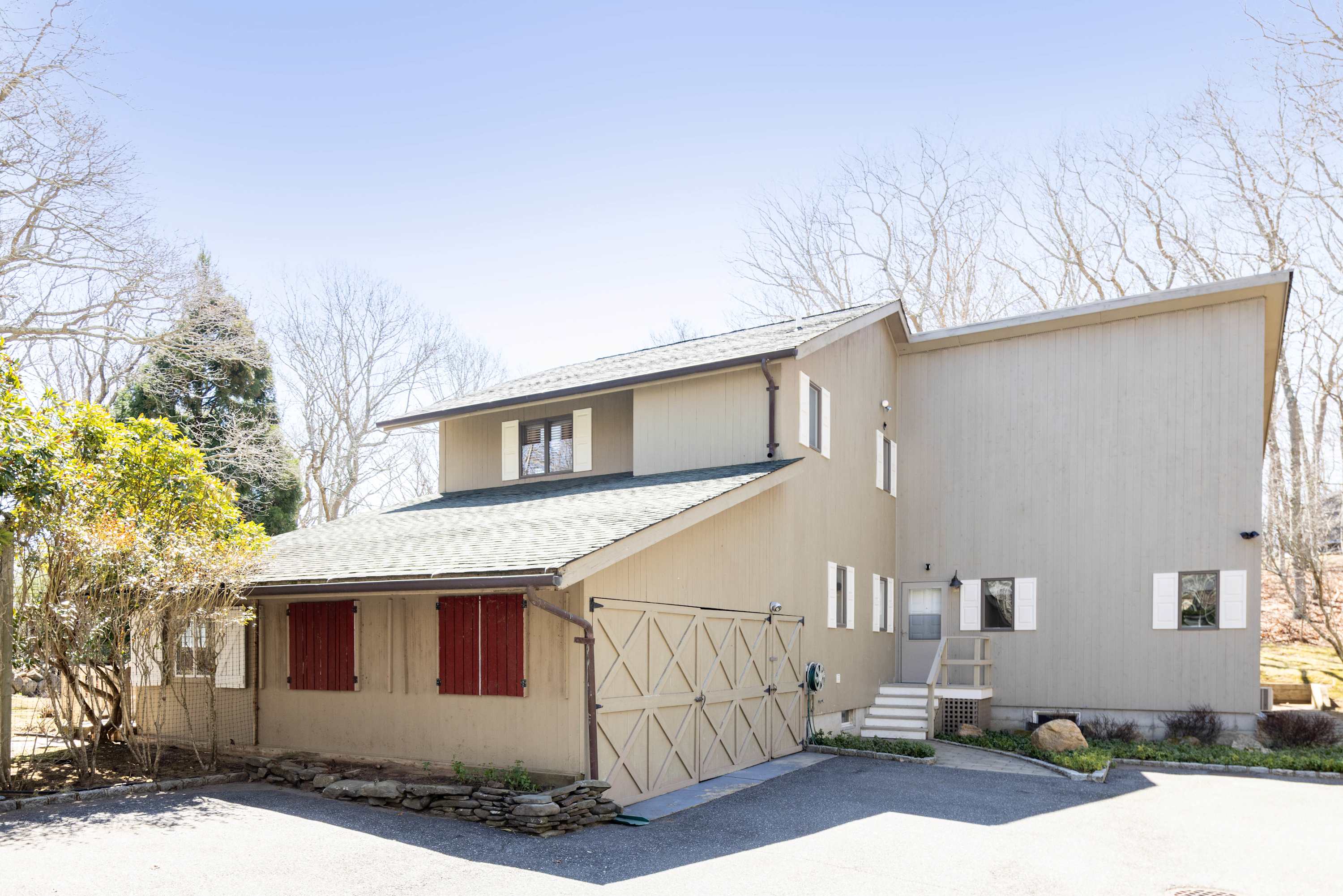 Summerlight Estate | Montauk | Luxe Villa w/ Private Pool & Outdoor Spaces photo 20