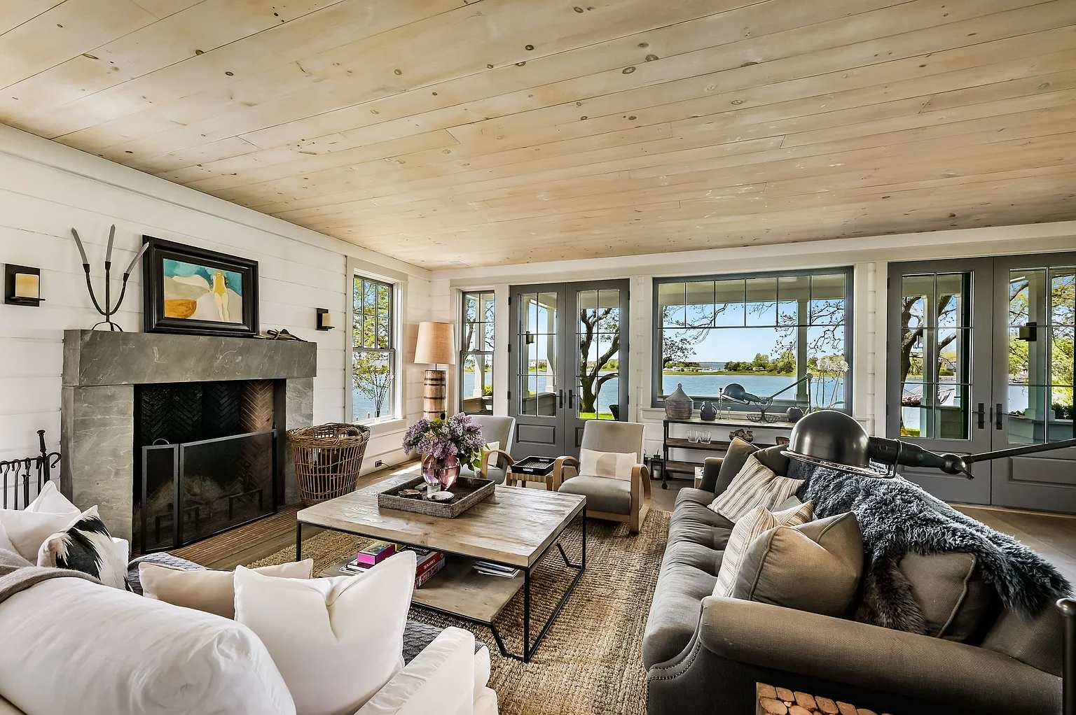 Wooleys Wharf | Southampton | Waterfront Estate with Dock & Pool photo 2