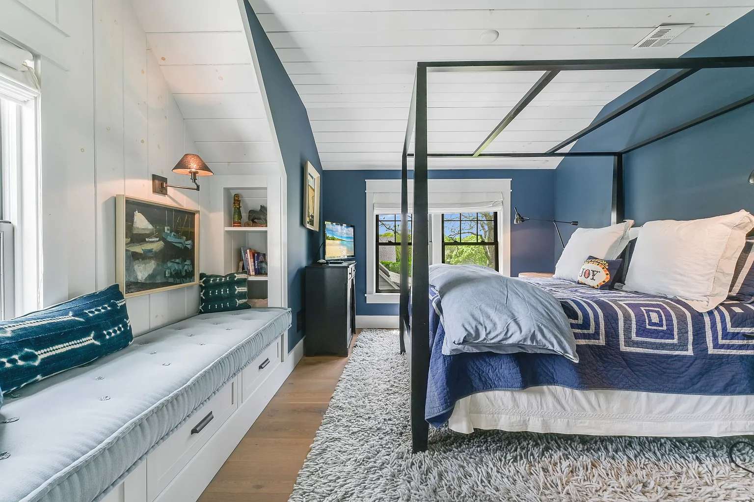 Wooleys Wharf | Southampton | Waterfront Estate with Dock & Pool photo 14