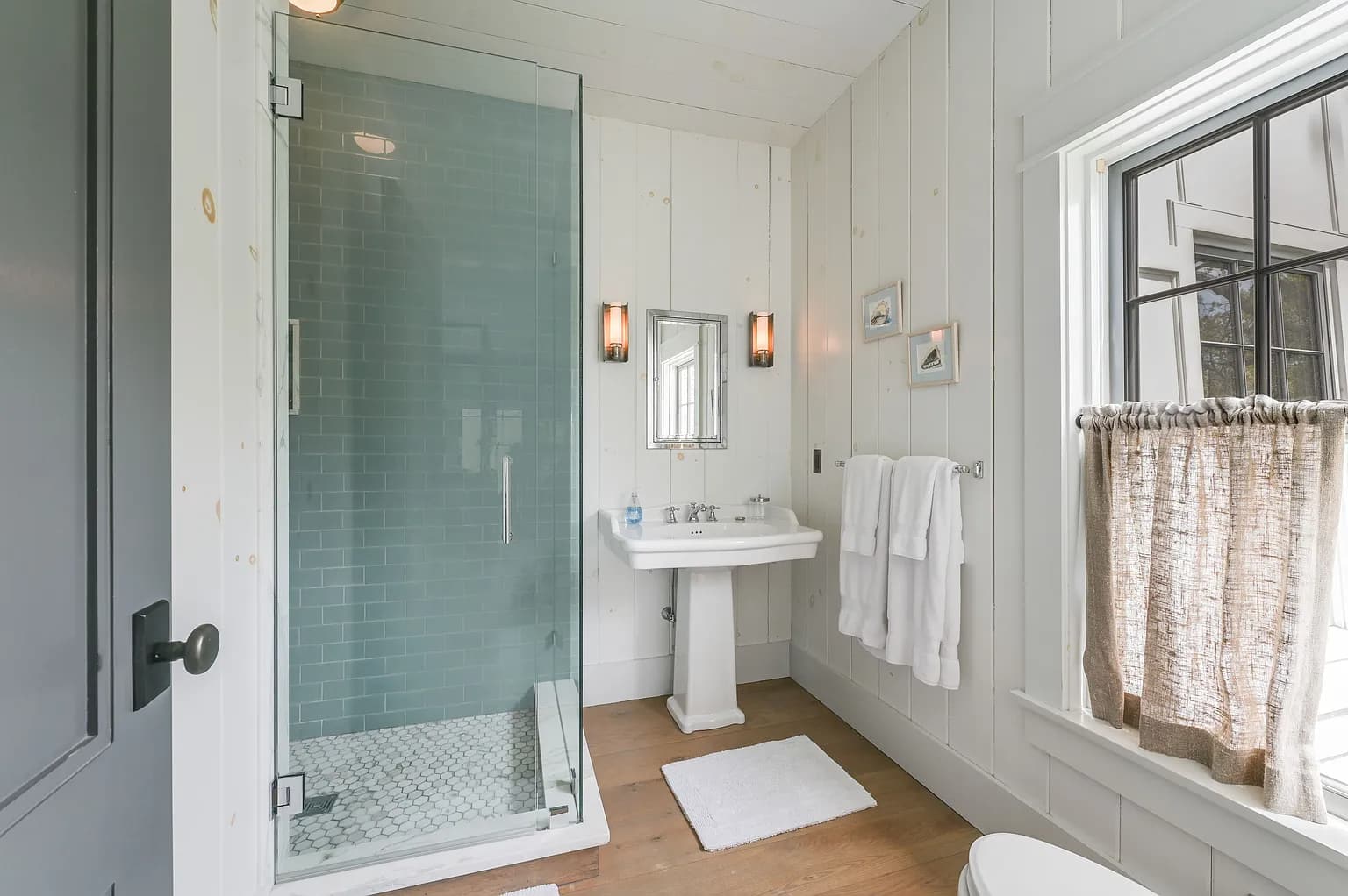 Wooleys Wharf | Southampton | Waterfront Estate with Dock & Pool photo 22