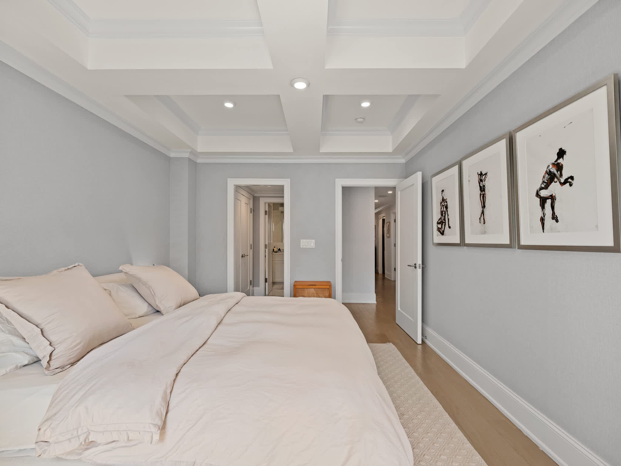 Easton Heights | Upper East Side | Penthouse with Balcony and Hot Tub photo 24