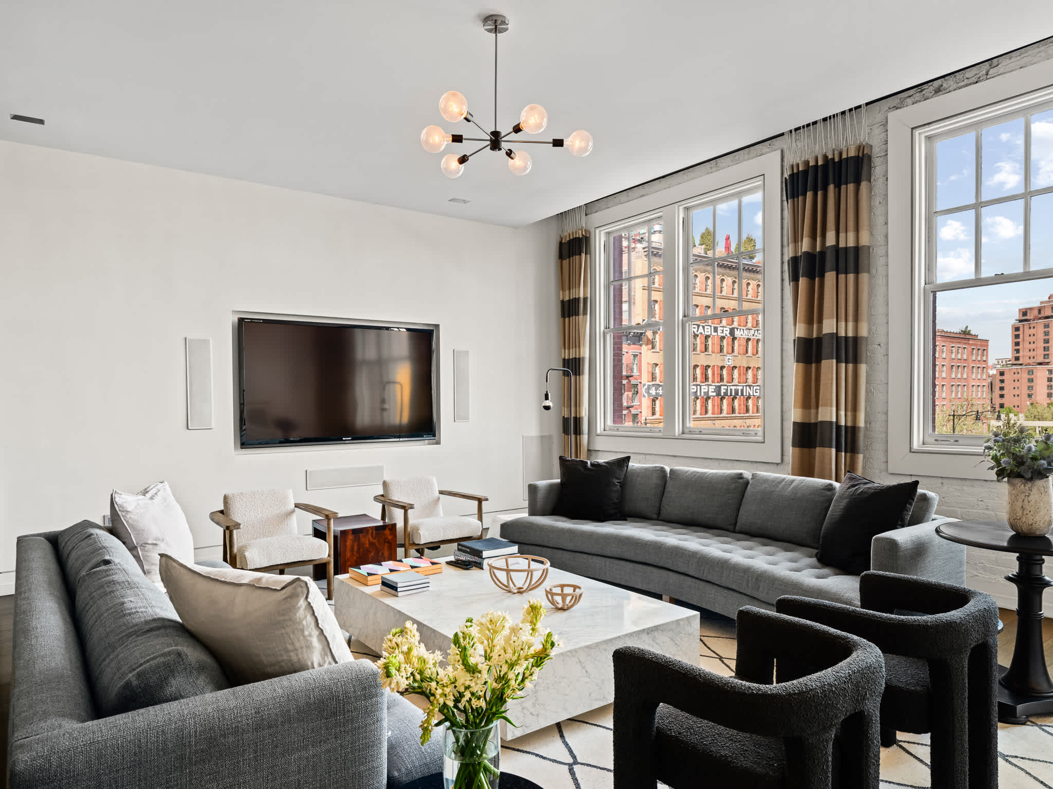 Cobble Loft | Tribeca | Spacious Loft with City Views main photo