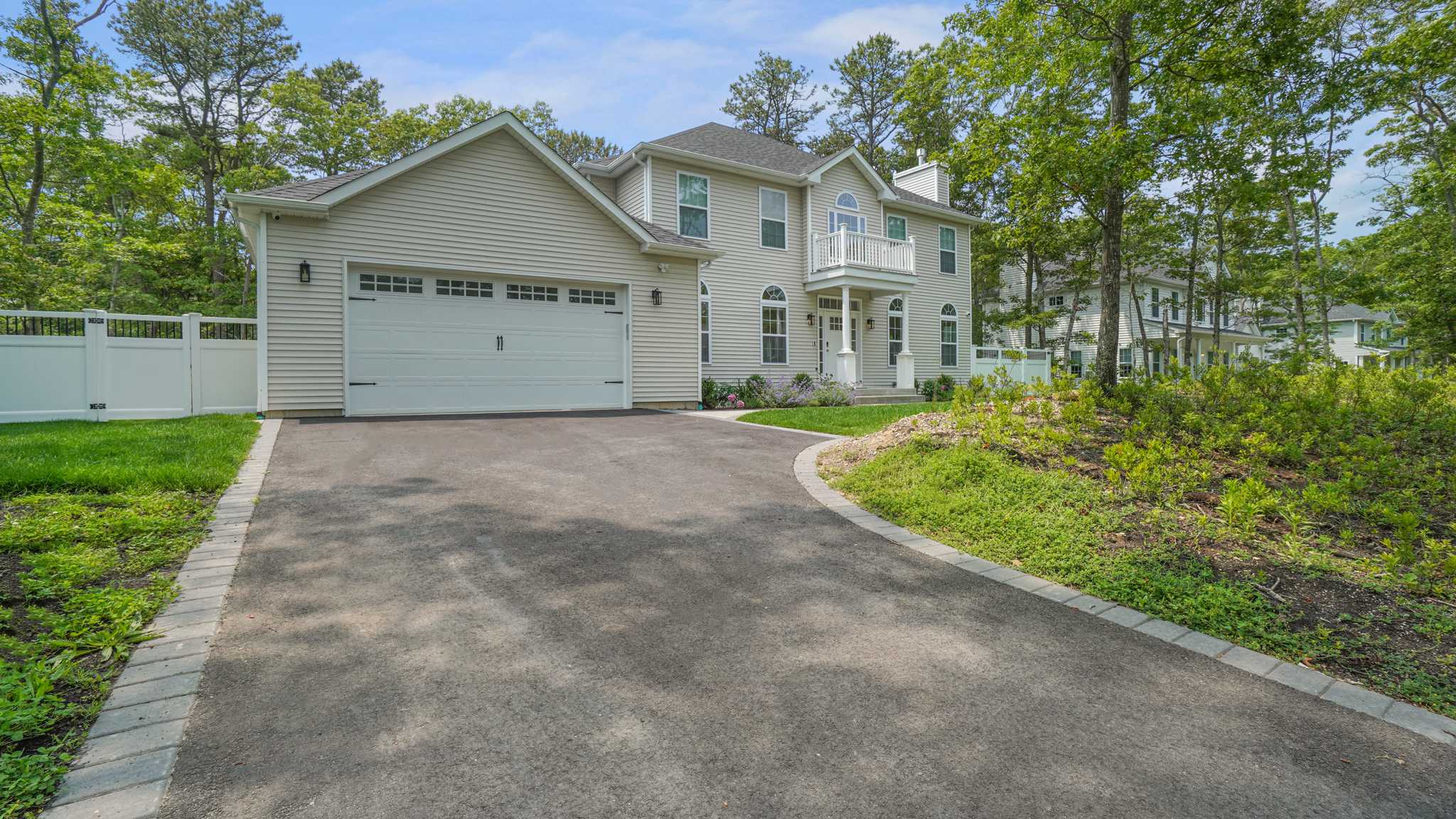 Greenway Court | Hampton Bays | Home with Heated Pool & BBQ photo 2