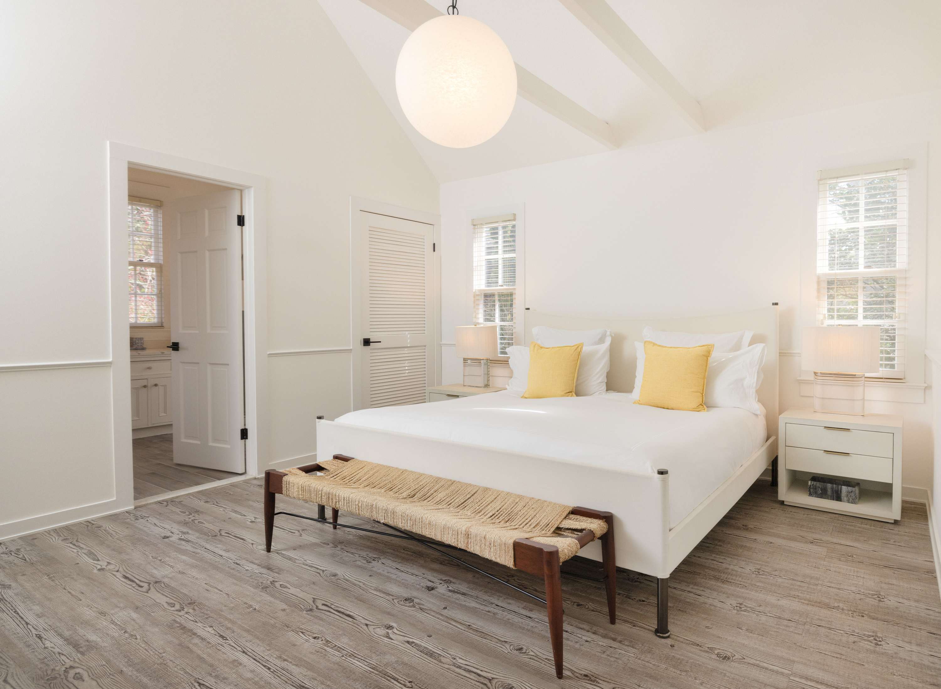 Harbor Cottage 11 | East Hampton Springs | Waterfront Cottage with Outdoor Space & Water Views photo 4