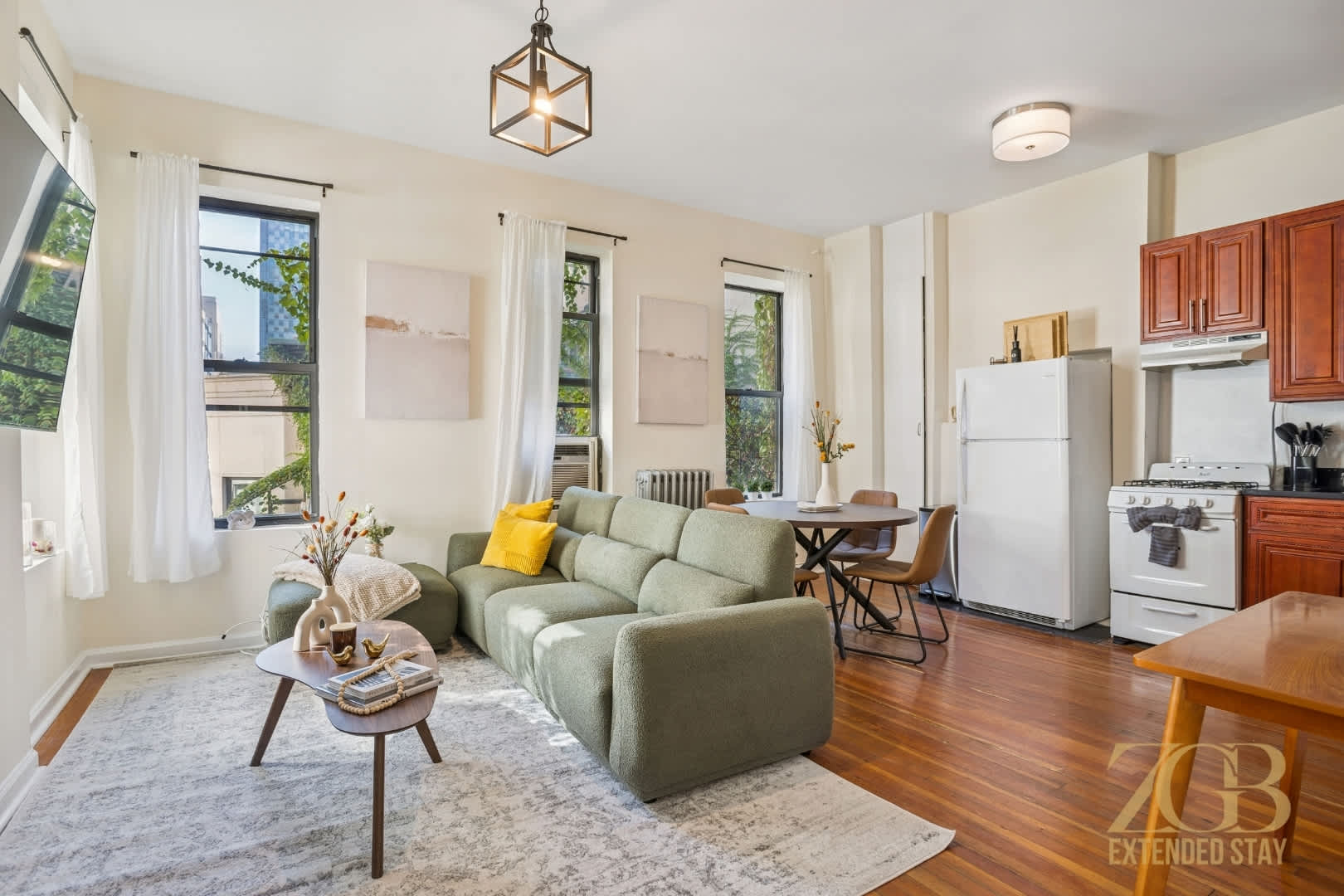 Lenox House III | Lenox Hill | Stylish Apartment main photo