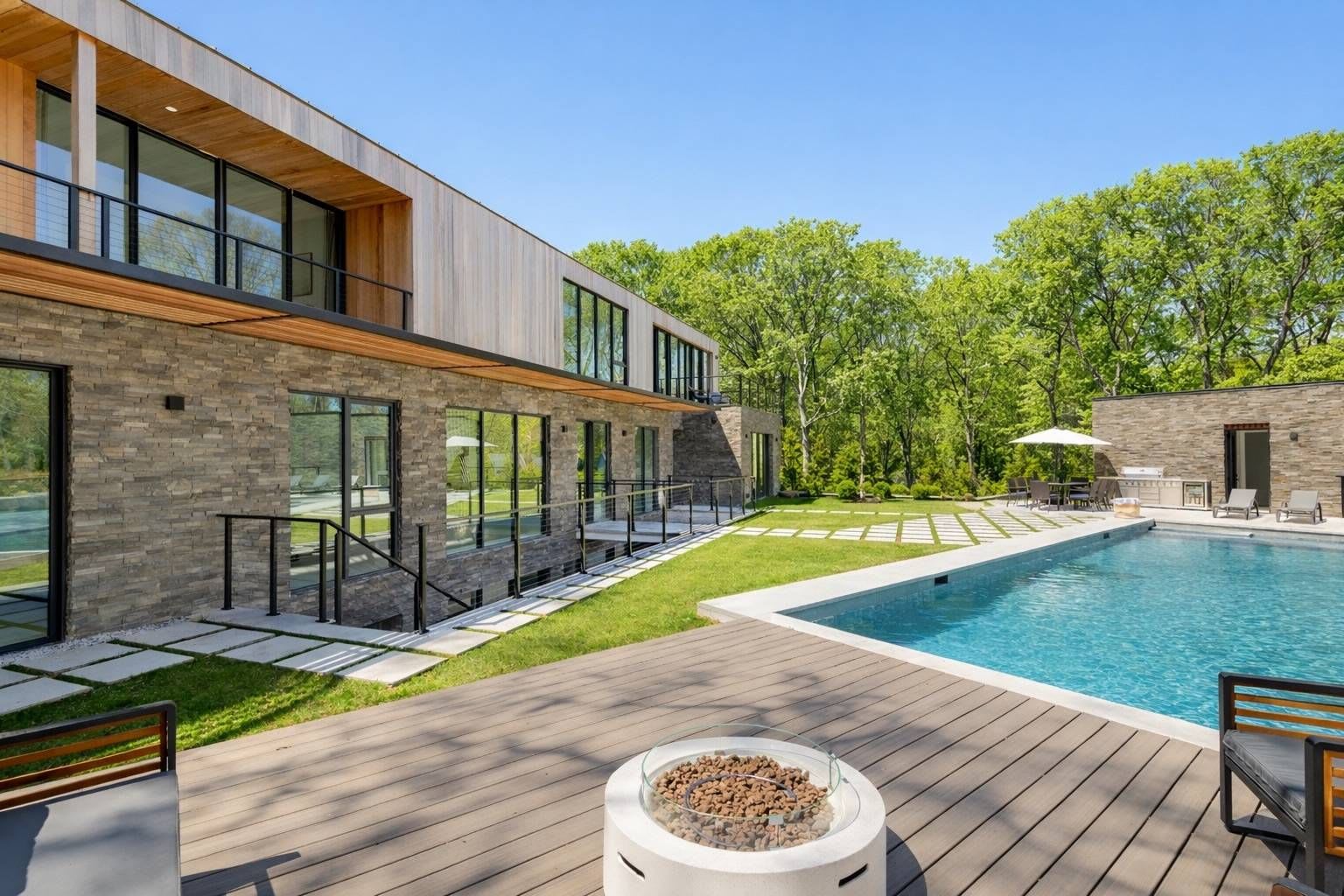 Millstone Villa | Sag Harbor | Home with Heated Pool photo 23