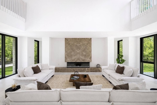 Image of Living space #1
