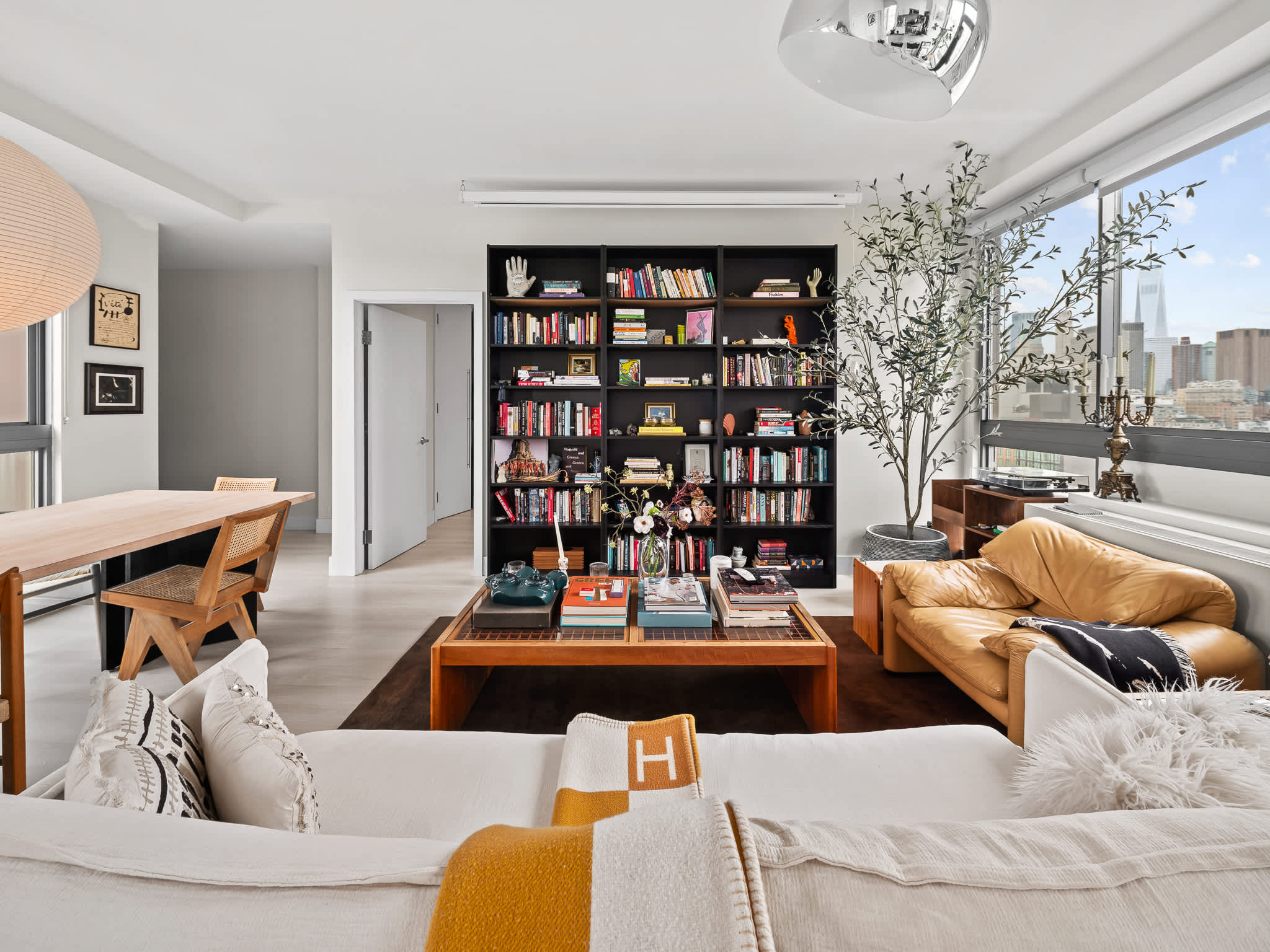 Delancey Pad | Bowery | Chic Flat w/ Private Balcony main photo