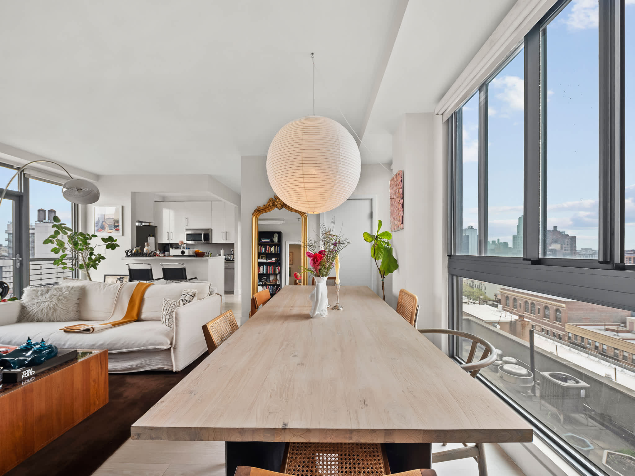 Delancey Pad | Bowery | Chic Flat w/ Private Balcony photo 9