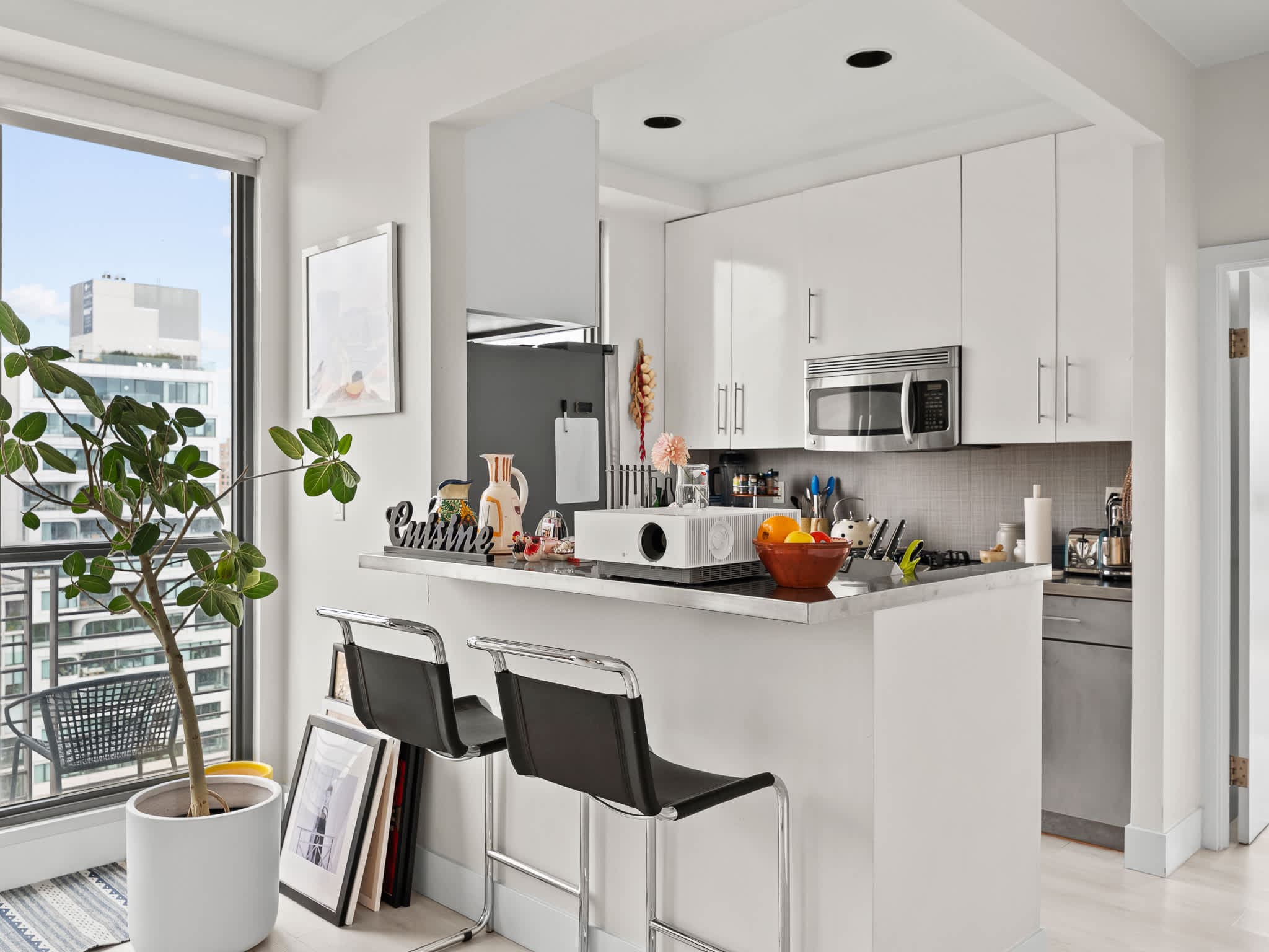 Delancey Pad | Bowery | Chic Flat w/ Private Balcony photo 10