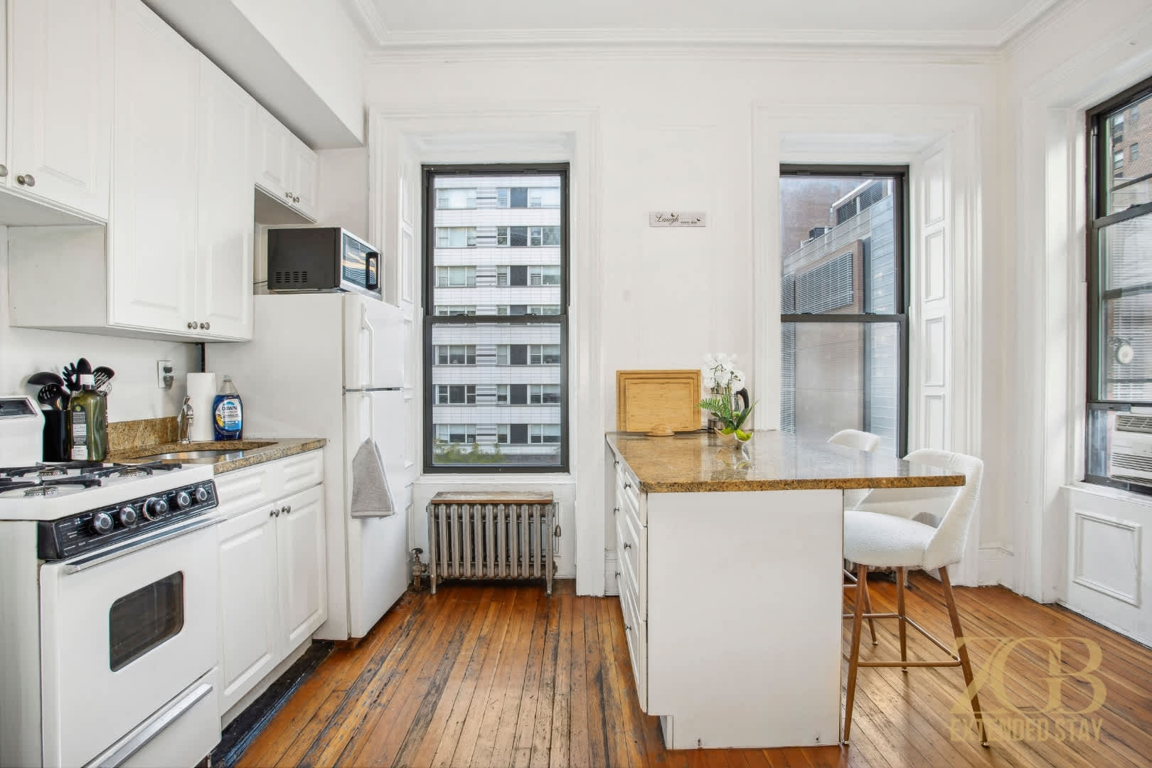 Lenox House IV | Lenox Hill | Modern Apartment photo 6