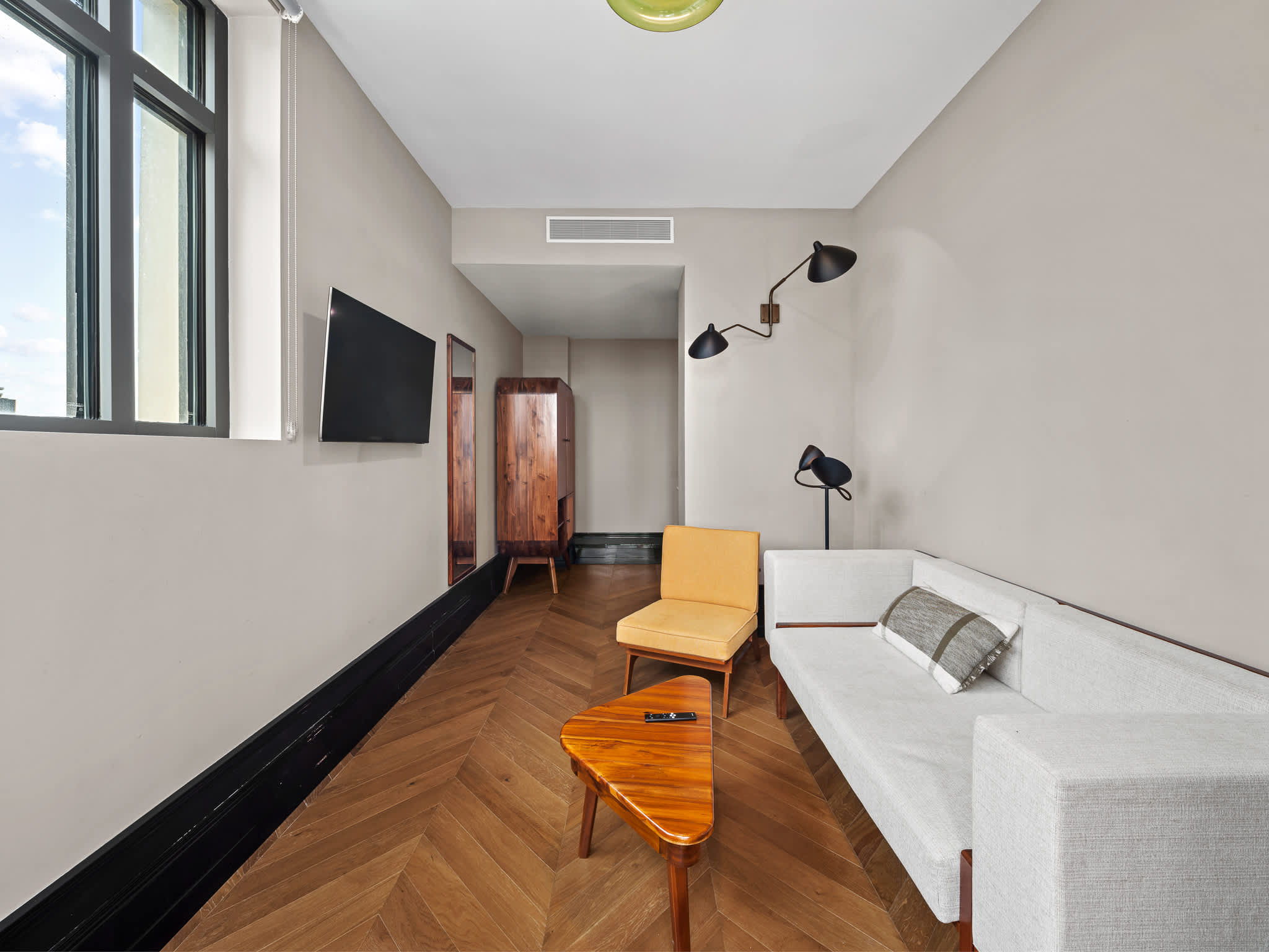 Freeman 802 | Lower East Side | Condo with Shared Amenities photo 4