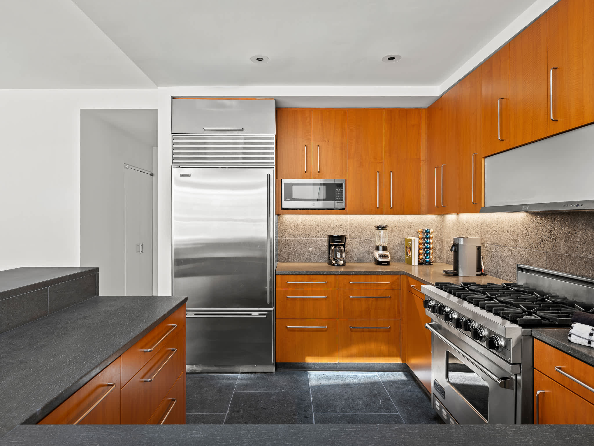 Tribeca Heights | Tribeca | PH with Private Terrace and City Views photo 16