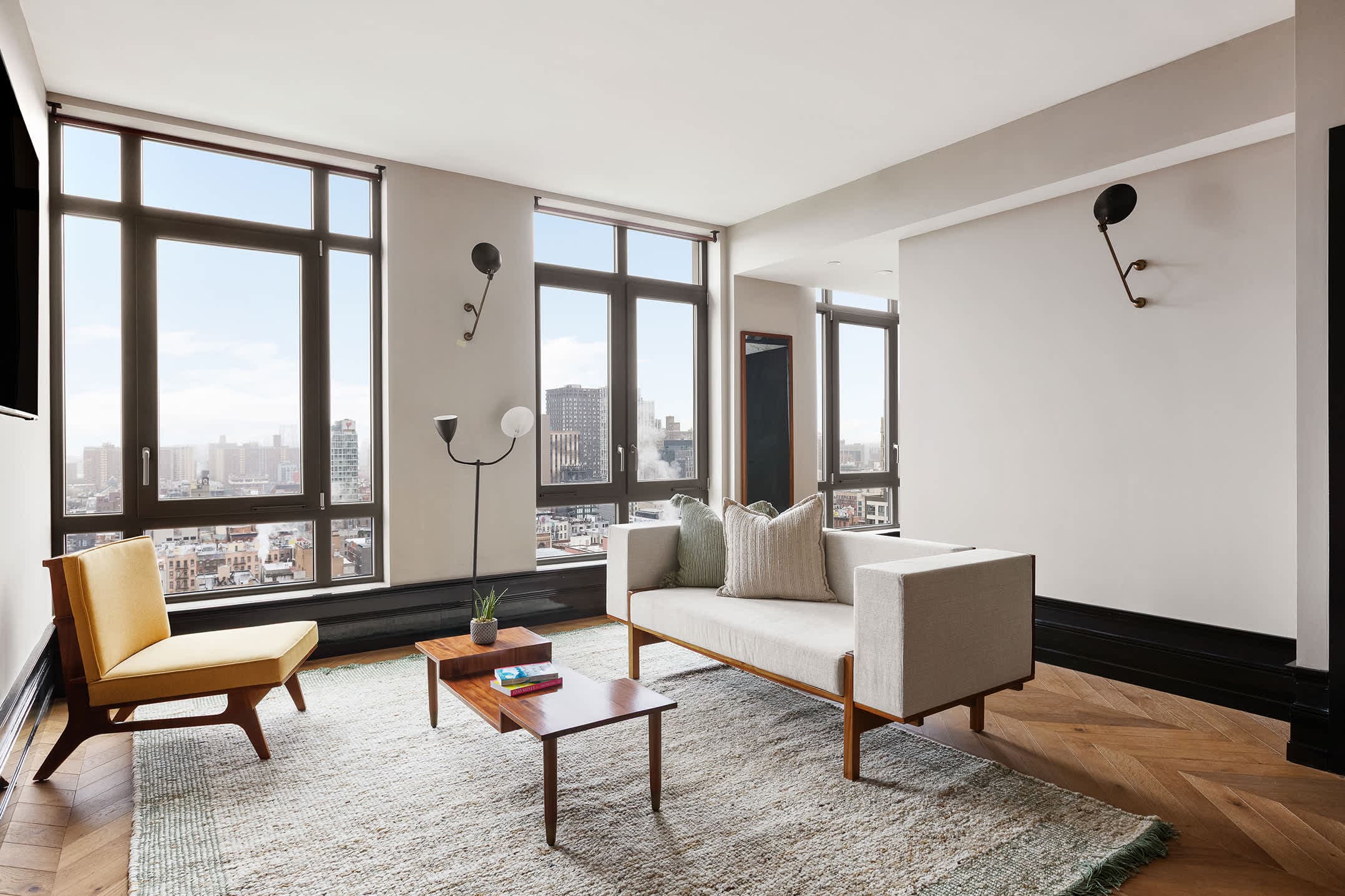 Freeman 1703 | Lower East Side | Condo with Shared Amenities photo 4