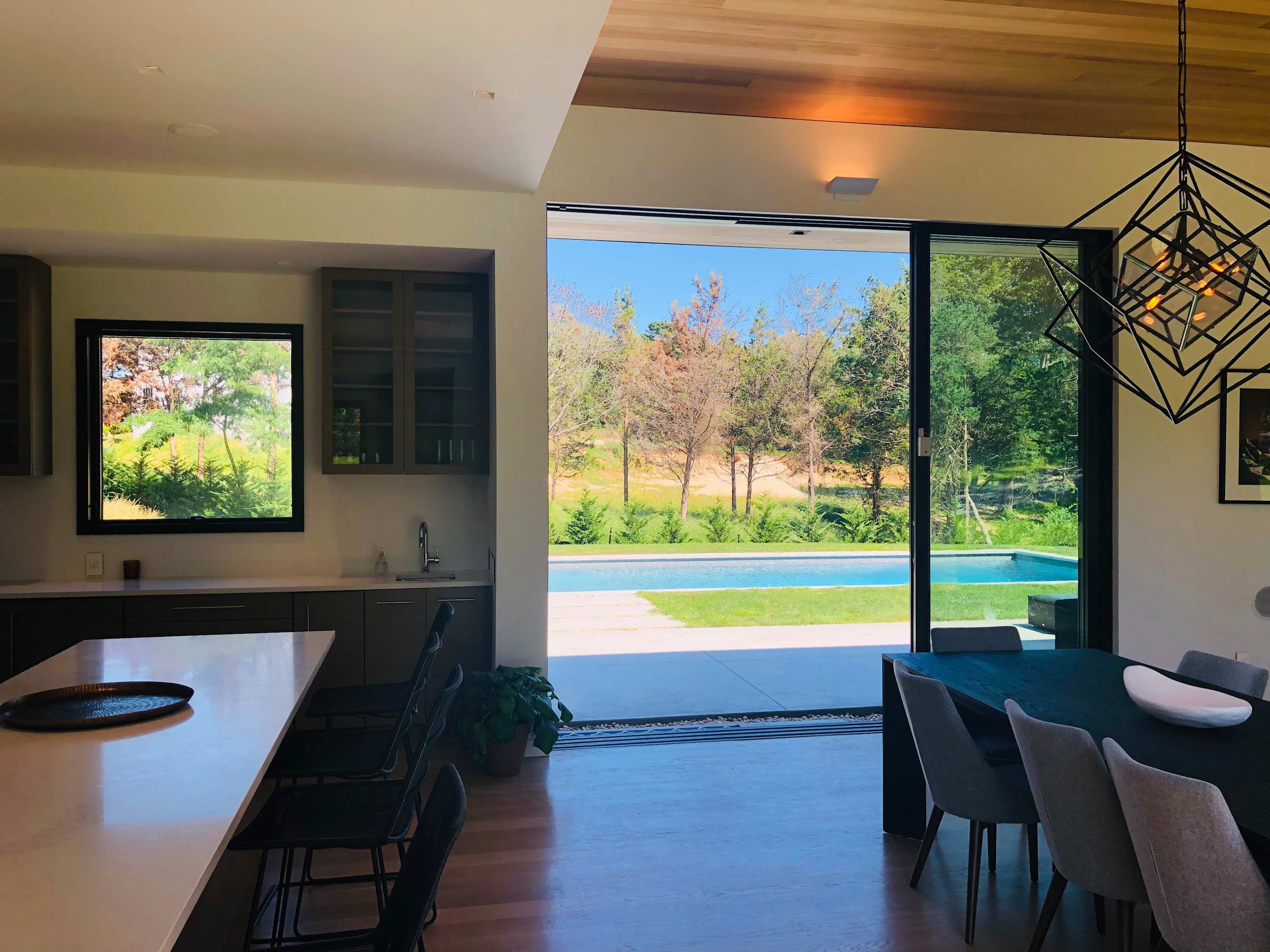 Eastway Estate | Southampton| Home with Private Pool photo 15