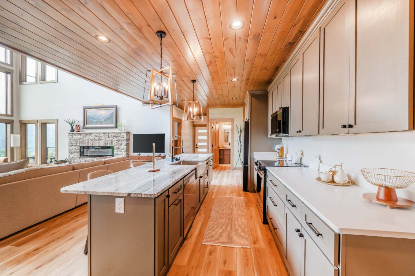 Highcrest Vista | Gatlinburg | Home with Hot Tub, BBQ and Mountain Views photo 10