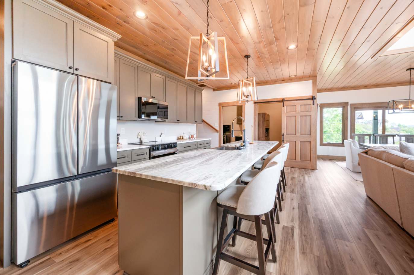 Highcrest Vista | Gatlinburg | Home with Hot Tub, BBQ and Mountain Views photo 8
