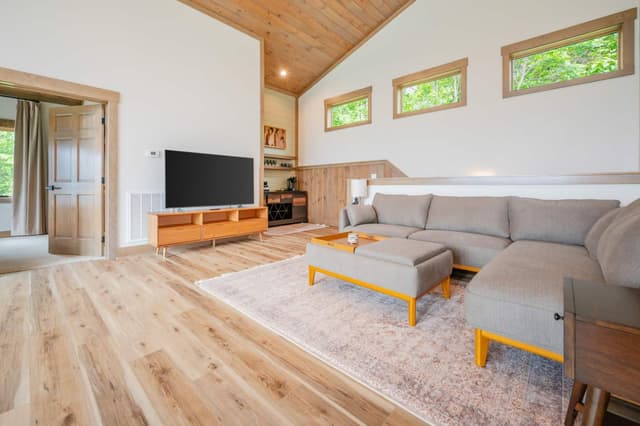 Image of Living space #7