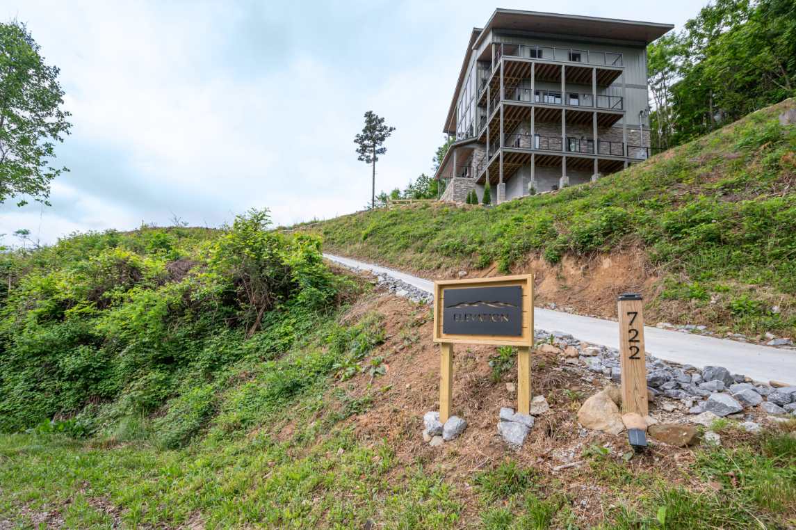 Highcrest Vista | Gatlinburg | Home with Hot Tub, BBQ and Mountain Views photo 71