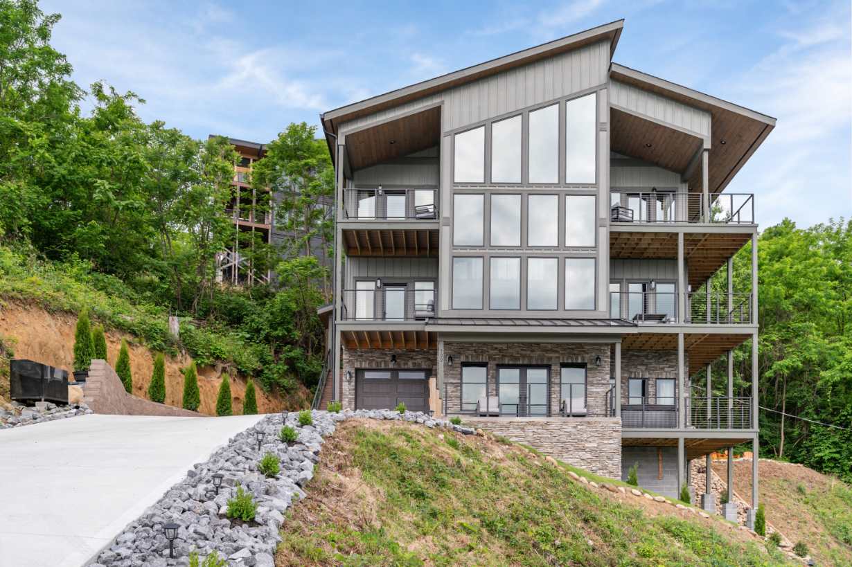 Highcrest Vista | Gatlinburg | Home with Hot Tub, BBQ and Mountain Views photo 69