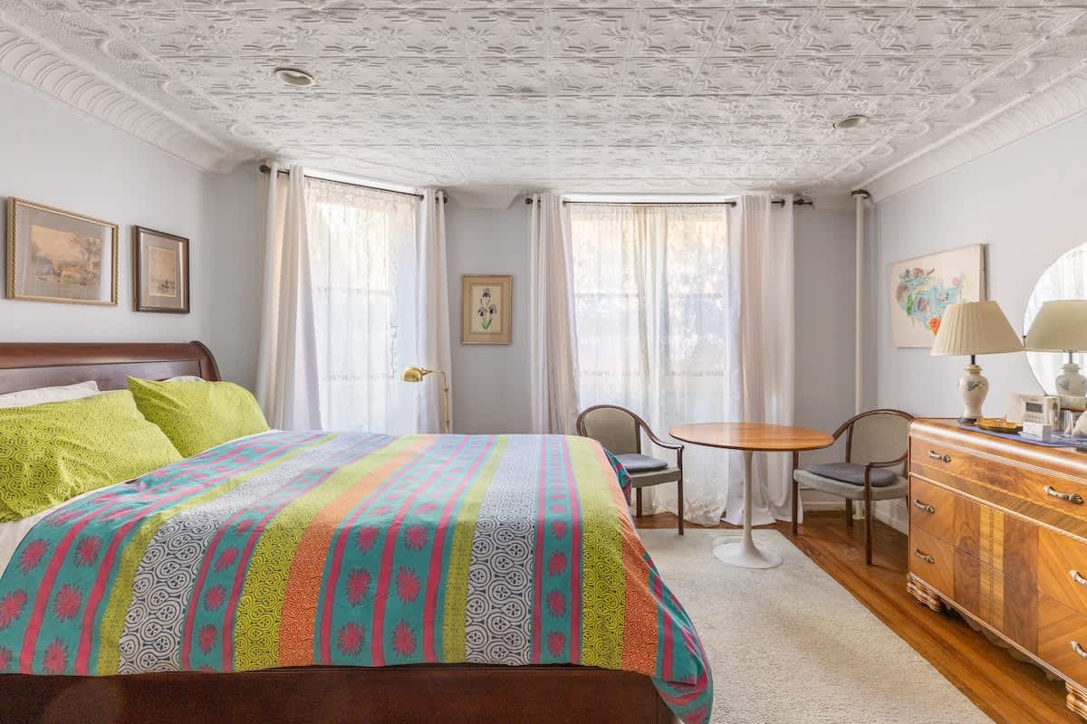 Pacific Court | Boerum Hill | Spacious Home with Private Garden photo 3