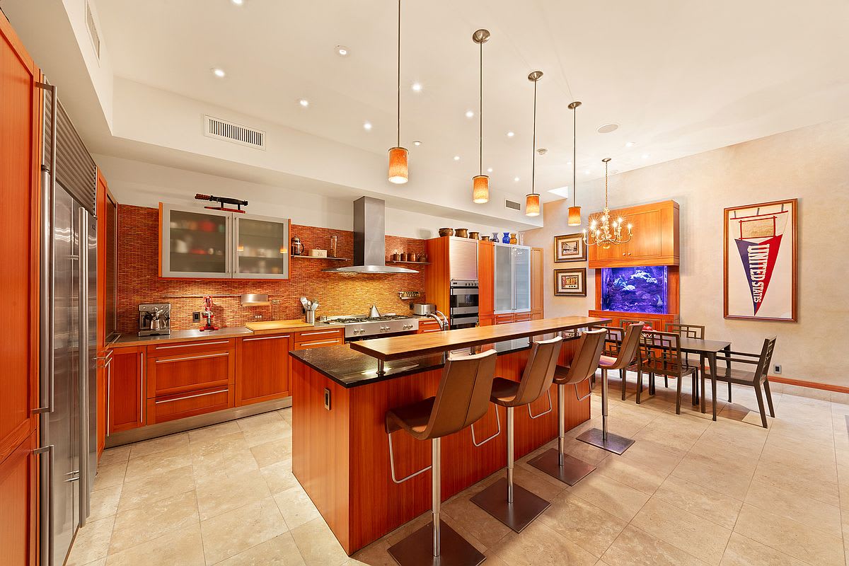 Amberly Place | Tribeca | Elegant Townhouse photo 7