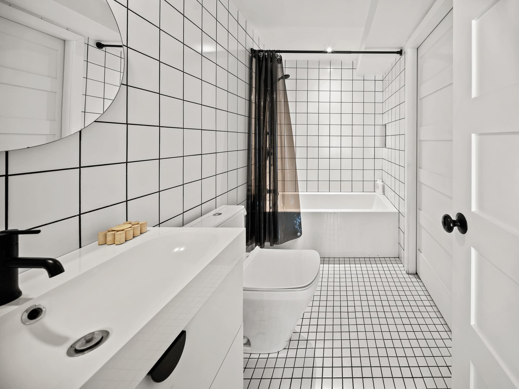 Classon Place | Clinton Hill | Townhouse Duplex w/ Garden & Private Balcony photo 7