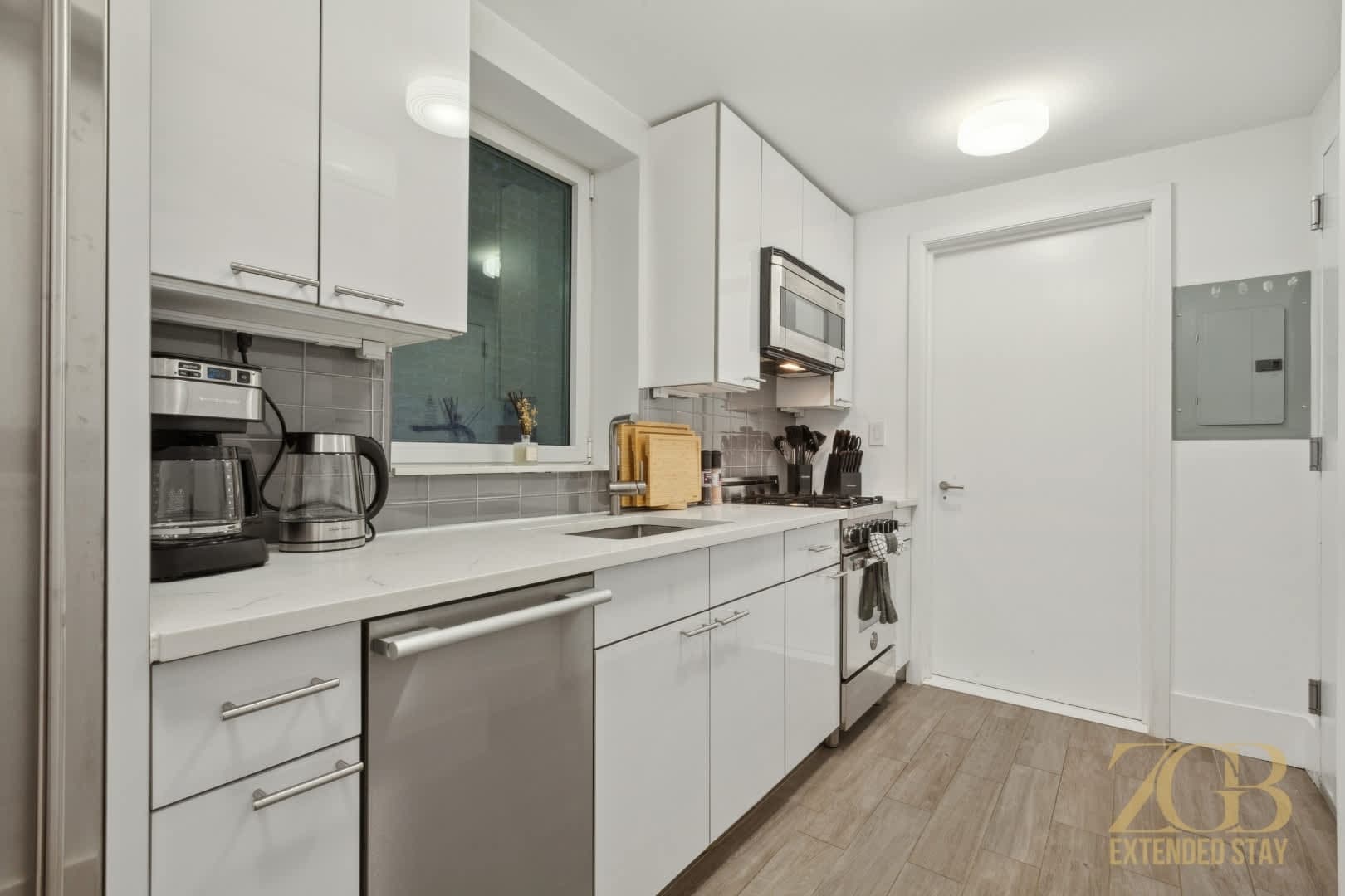 Parkside Prime IV | Upper East Side | Designer Suite photo 9
