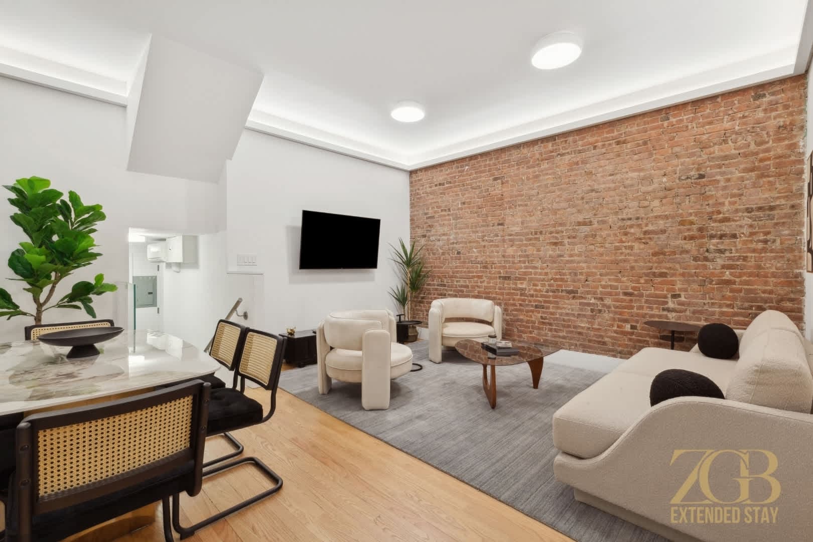 Parkside Prime IV | Upper East Side | Designer Suite photo 6
